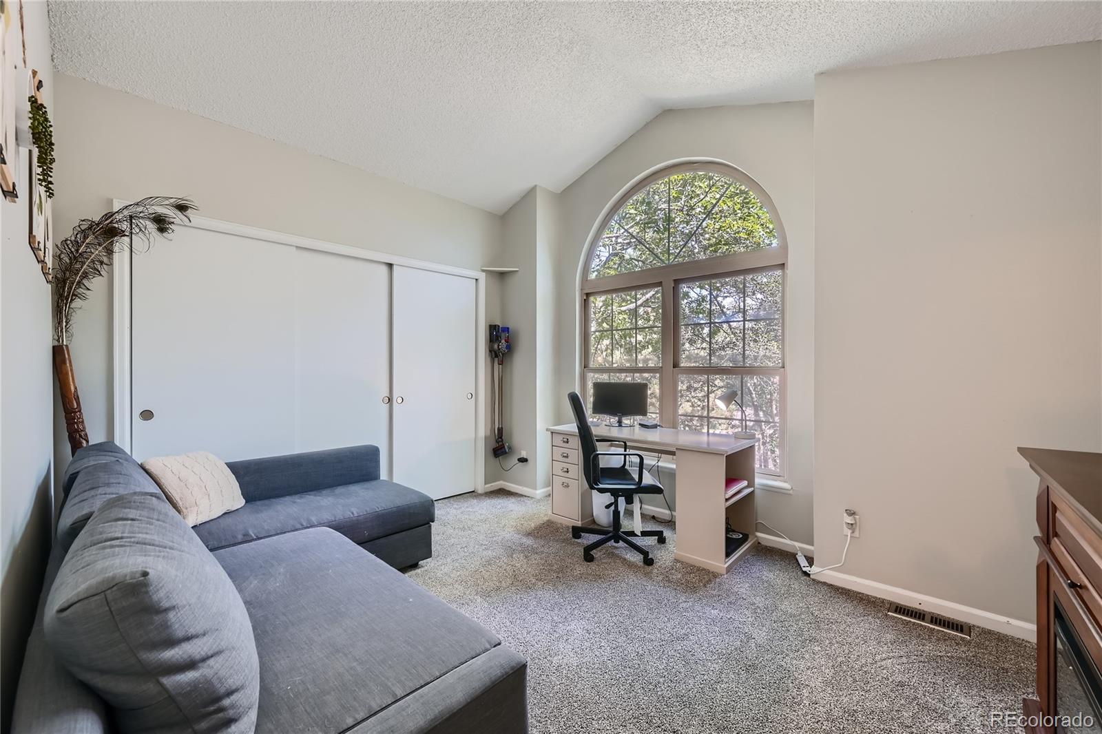 1712 S Richfield Way