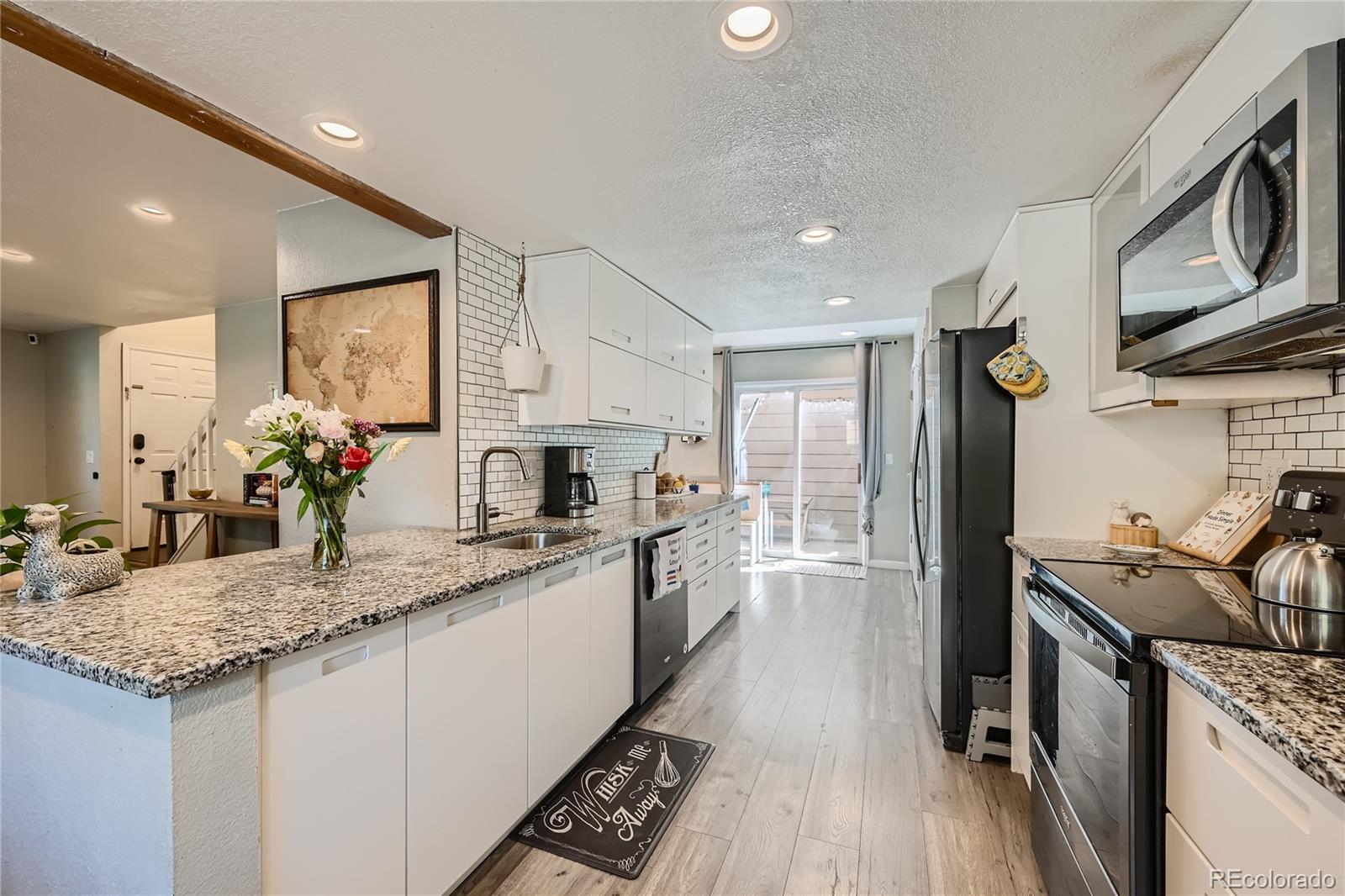 1712 S Richfield Way