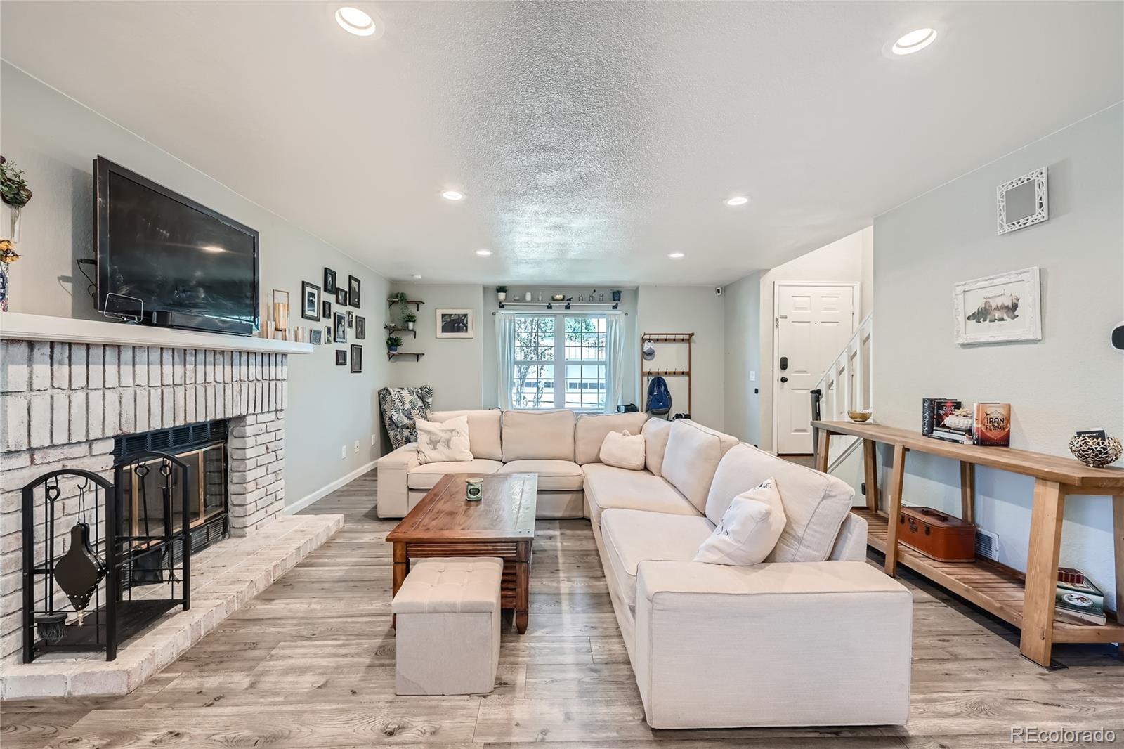 1712 S Richfield Way