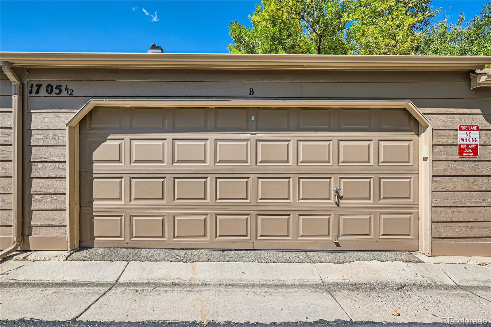 1712 S Richfield Way