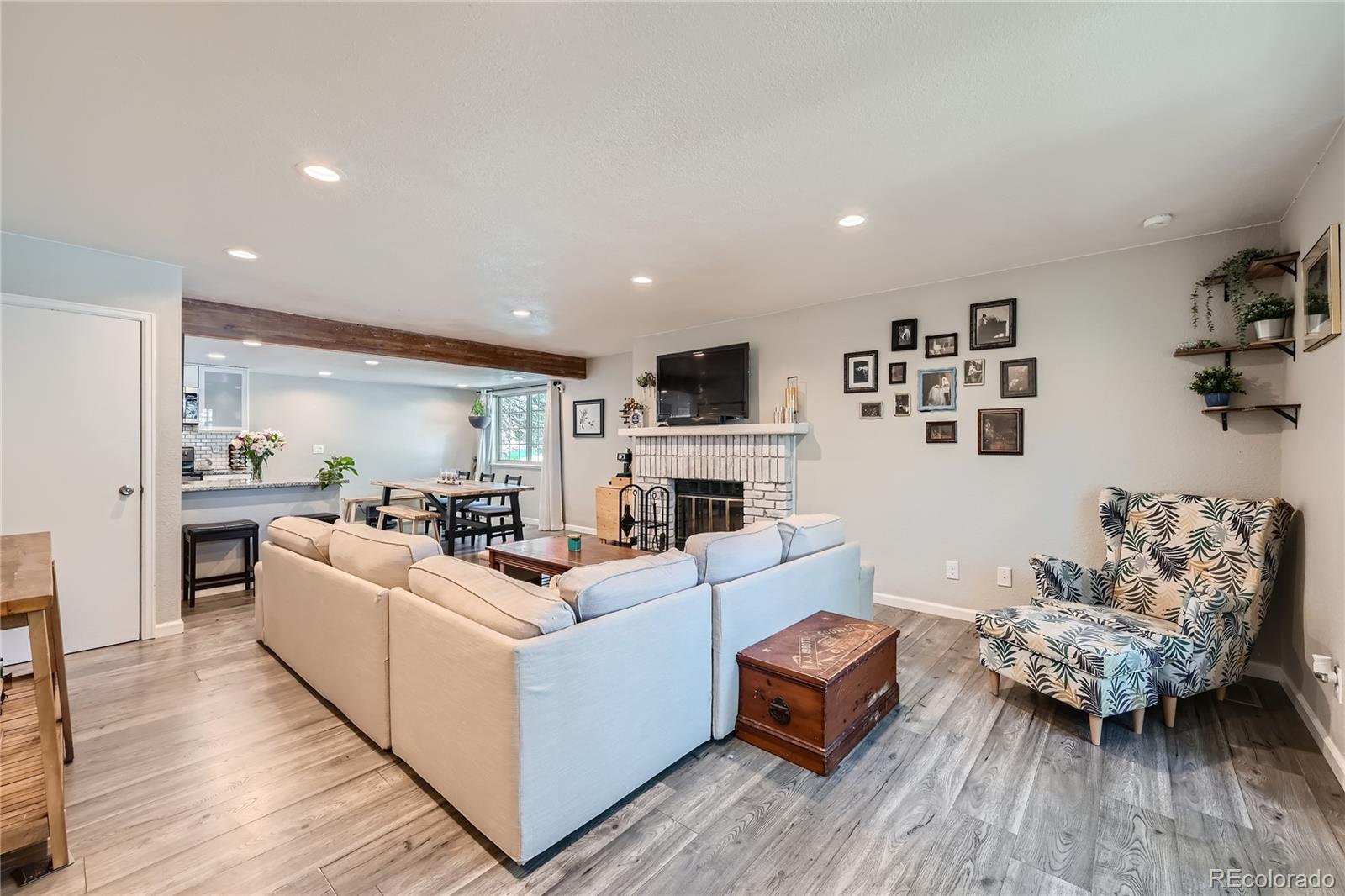 1712 S Richfield Way