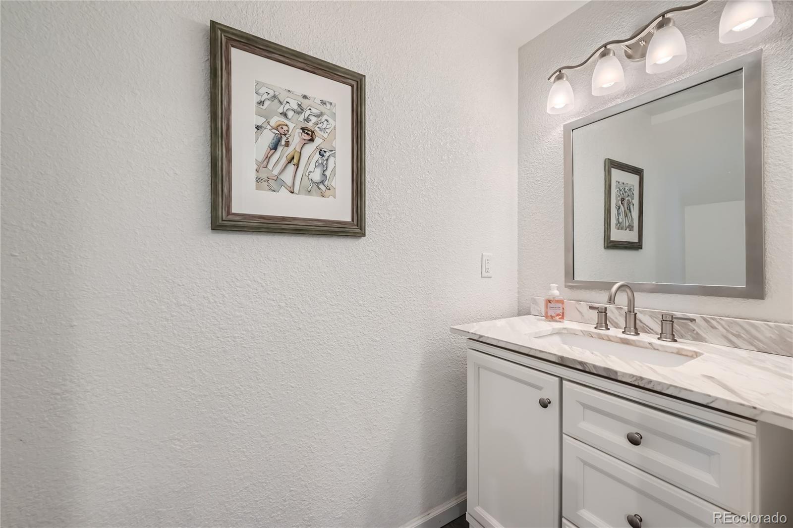 1712 S Richfield Way