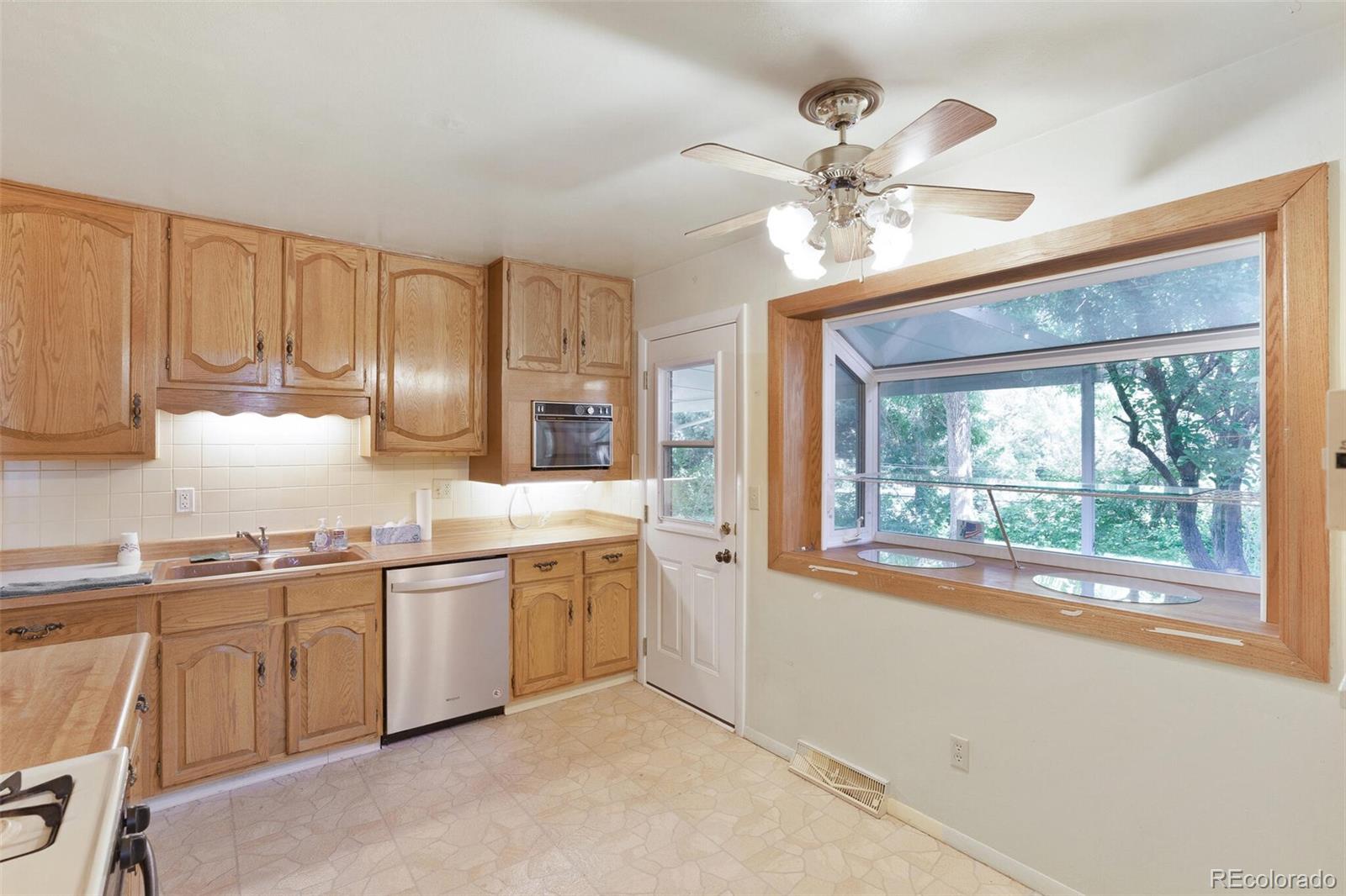 6395 S Race Court