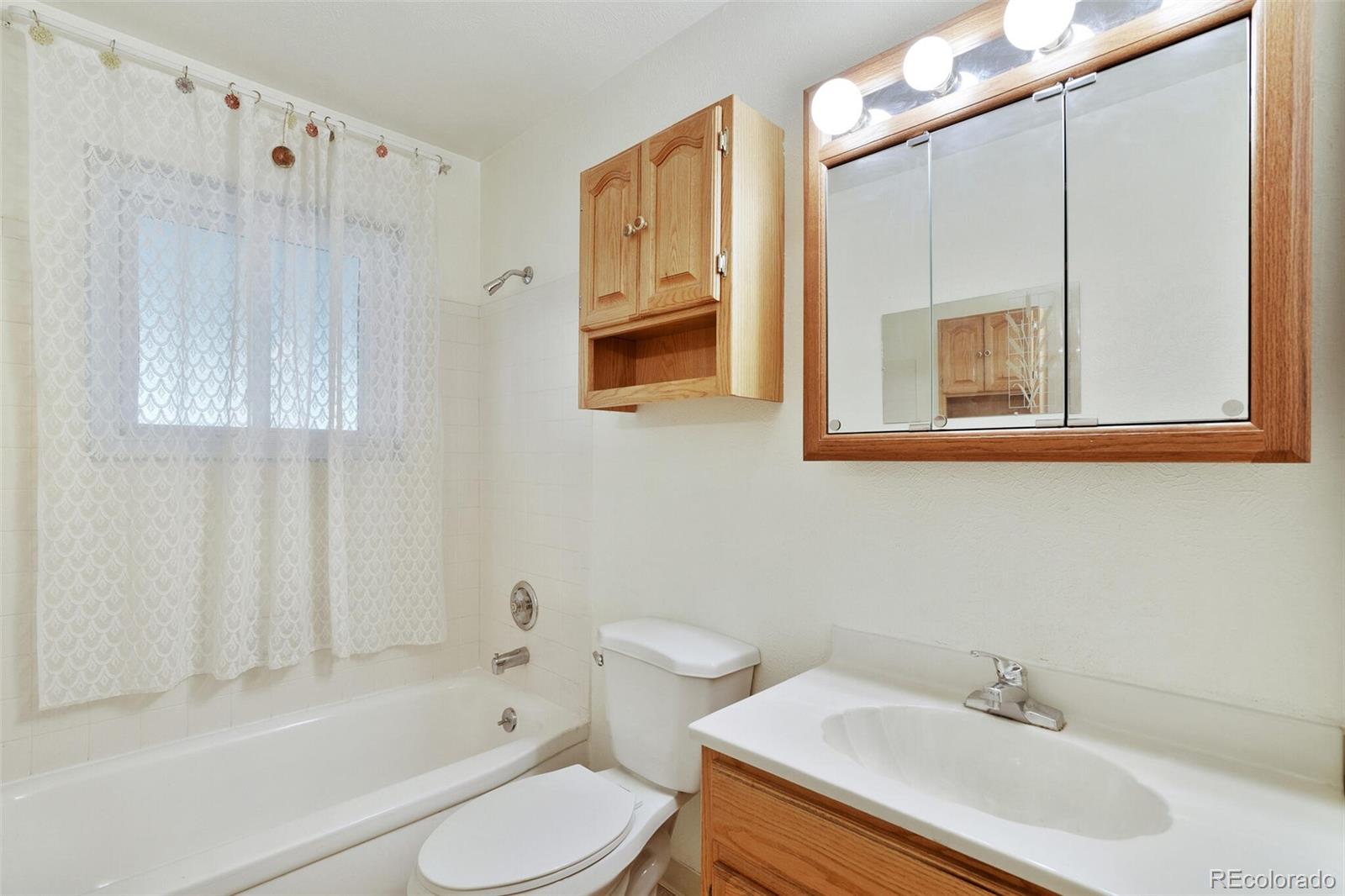 6395 S Race Court