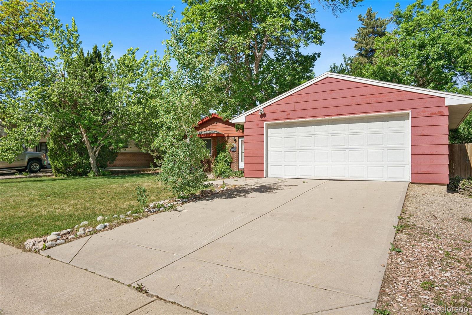 6395 S Race Court
