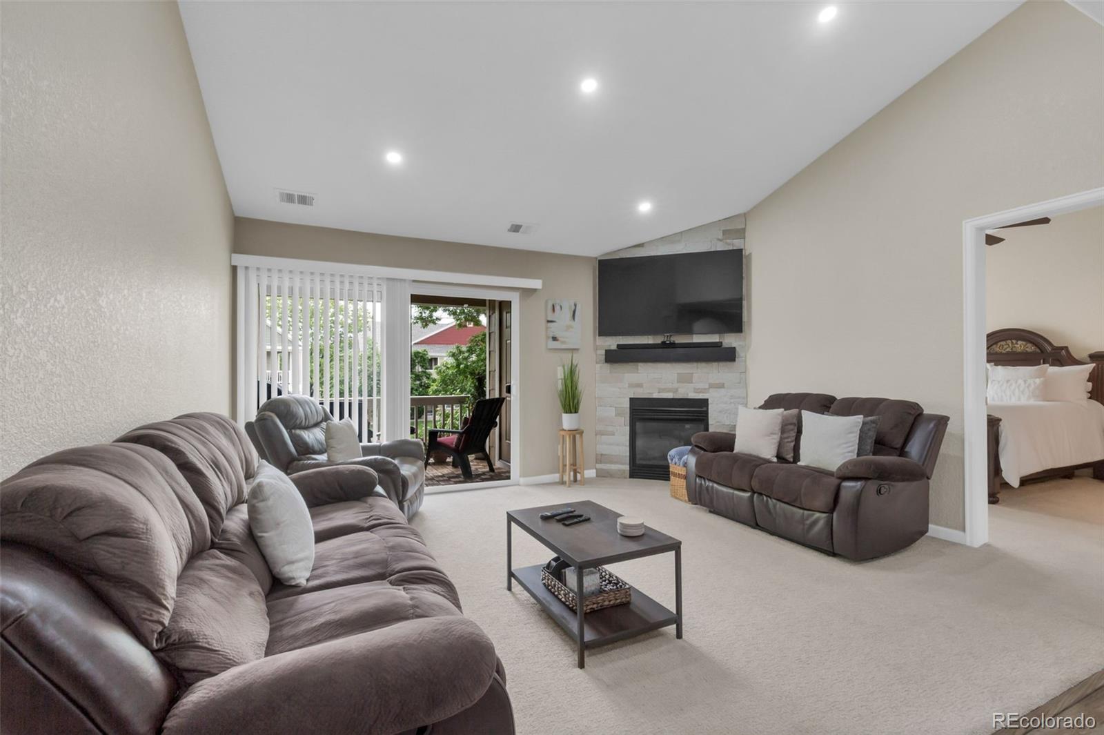 3420 Boulder