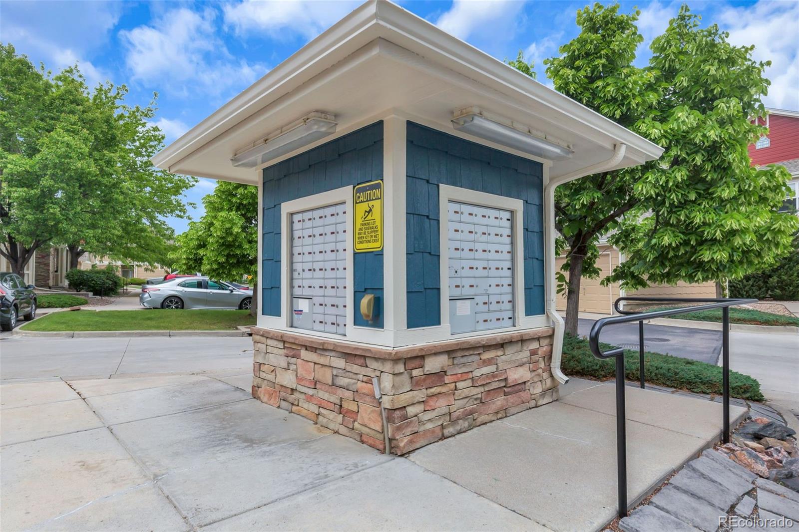 3420 Boulder
