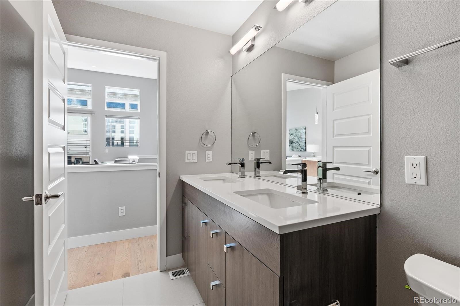 3090 Wilson Court Unit: 5