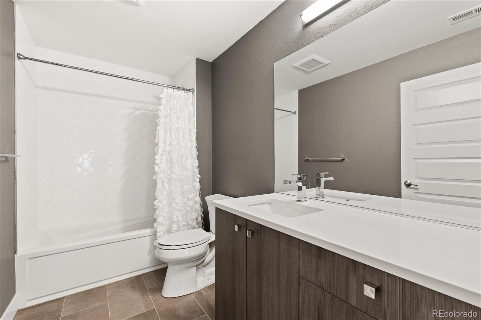 3090 Wilson Court Unit: 5