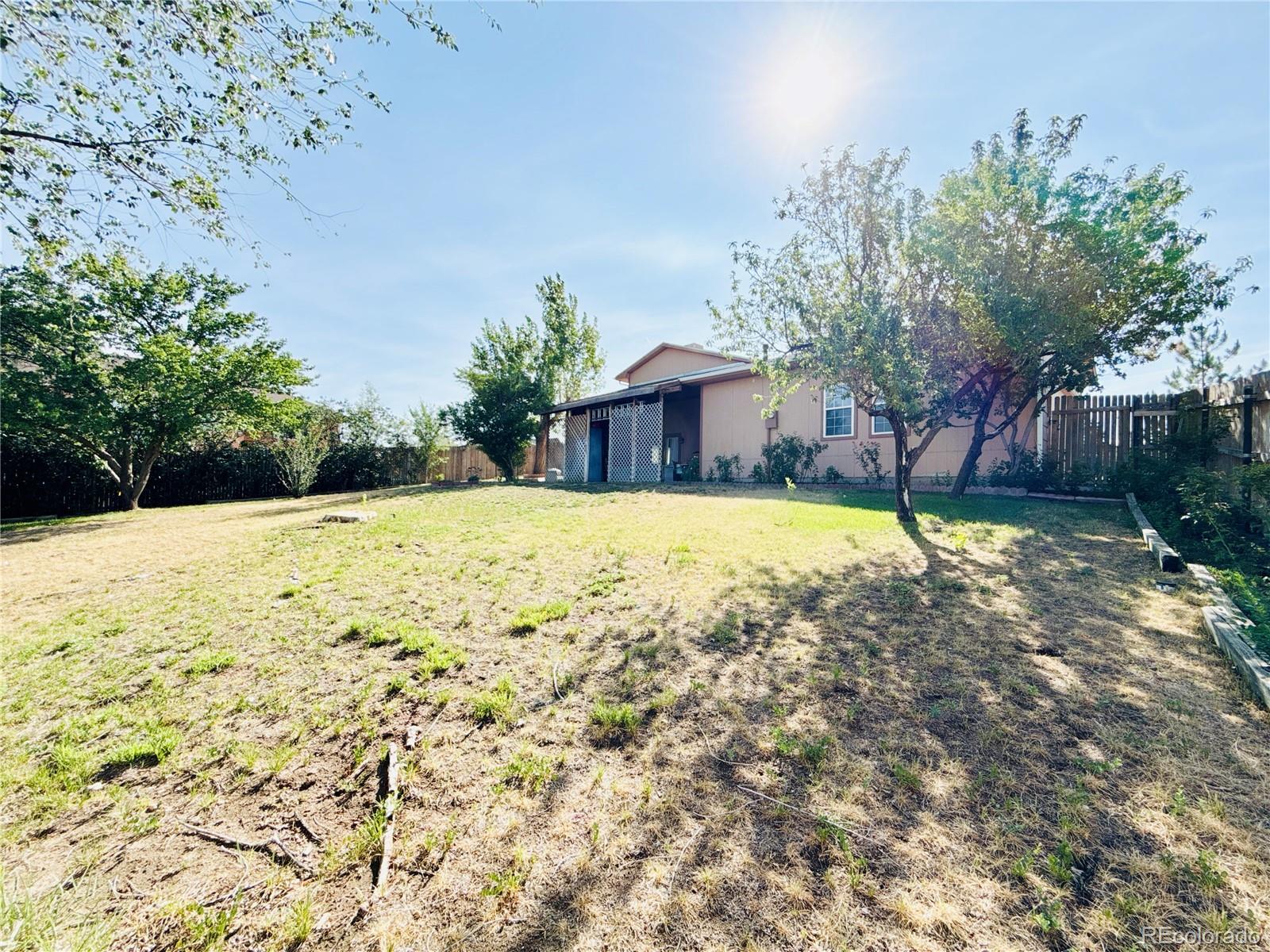910 S Elgin Court