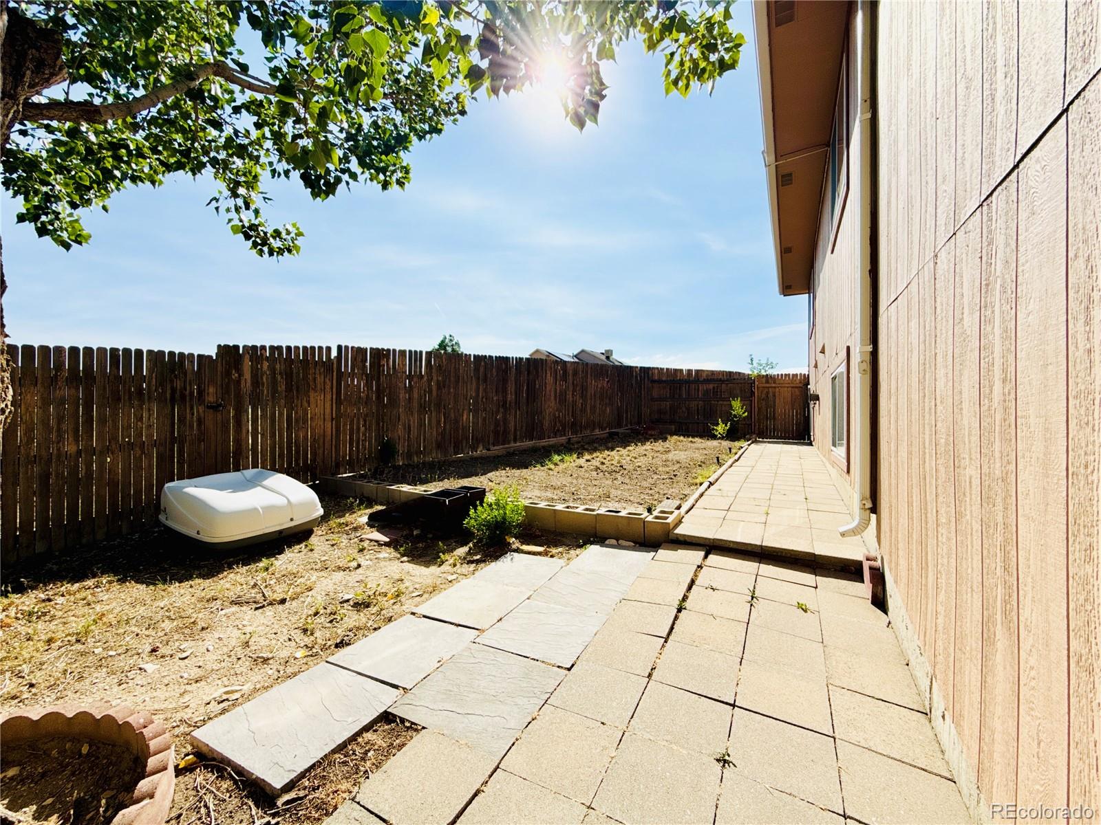 910 S Elgin Court