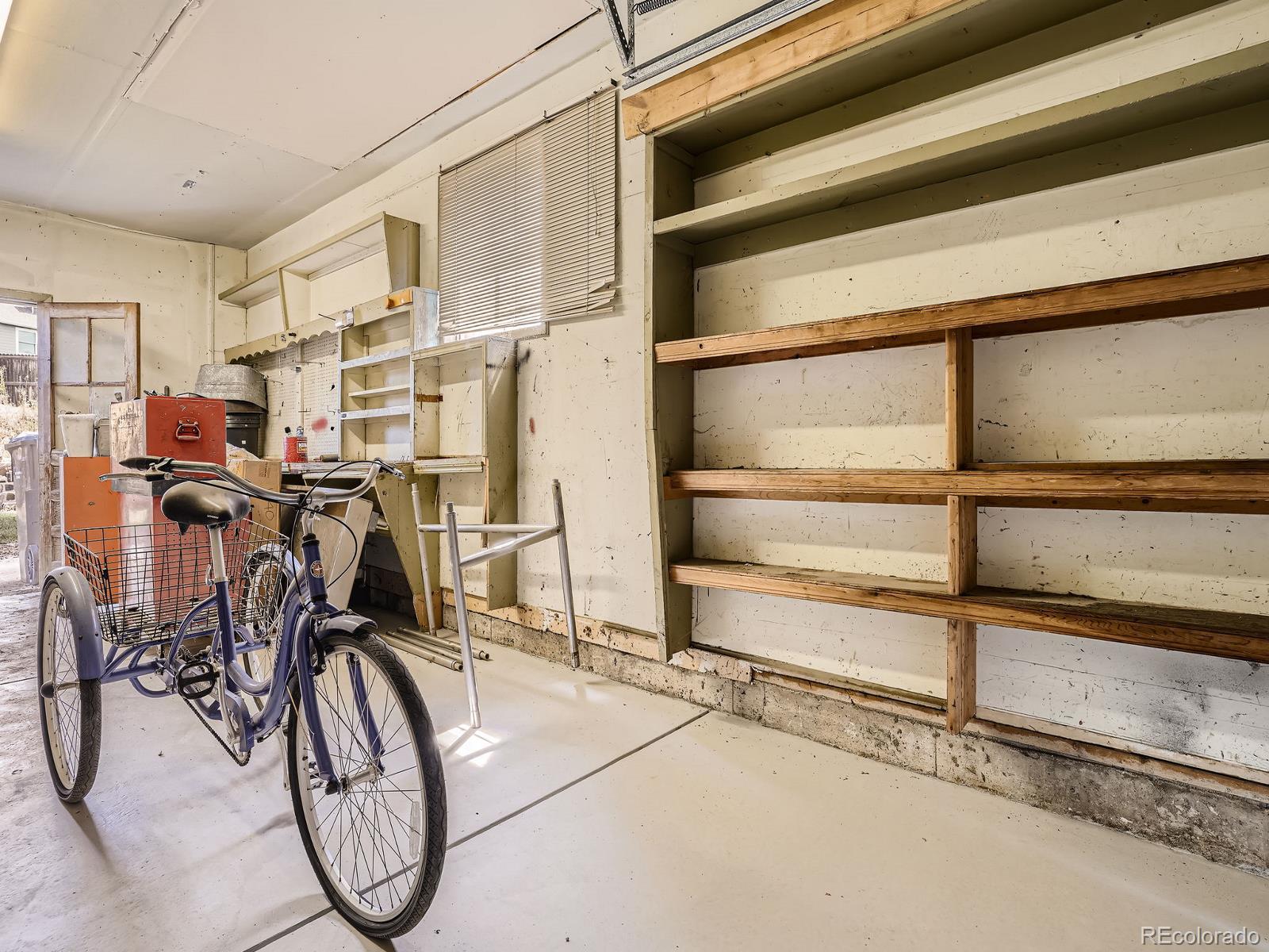 7032 S Dexter Street