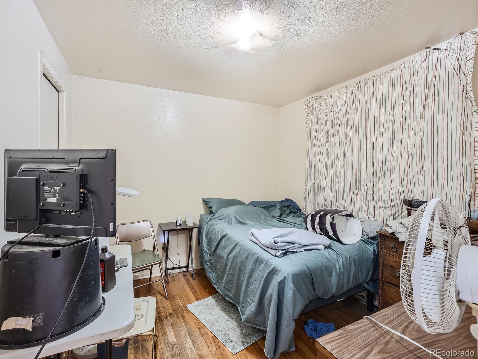 7032 S Dexter Street