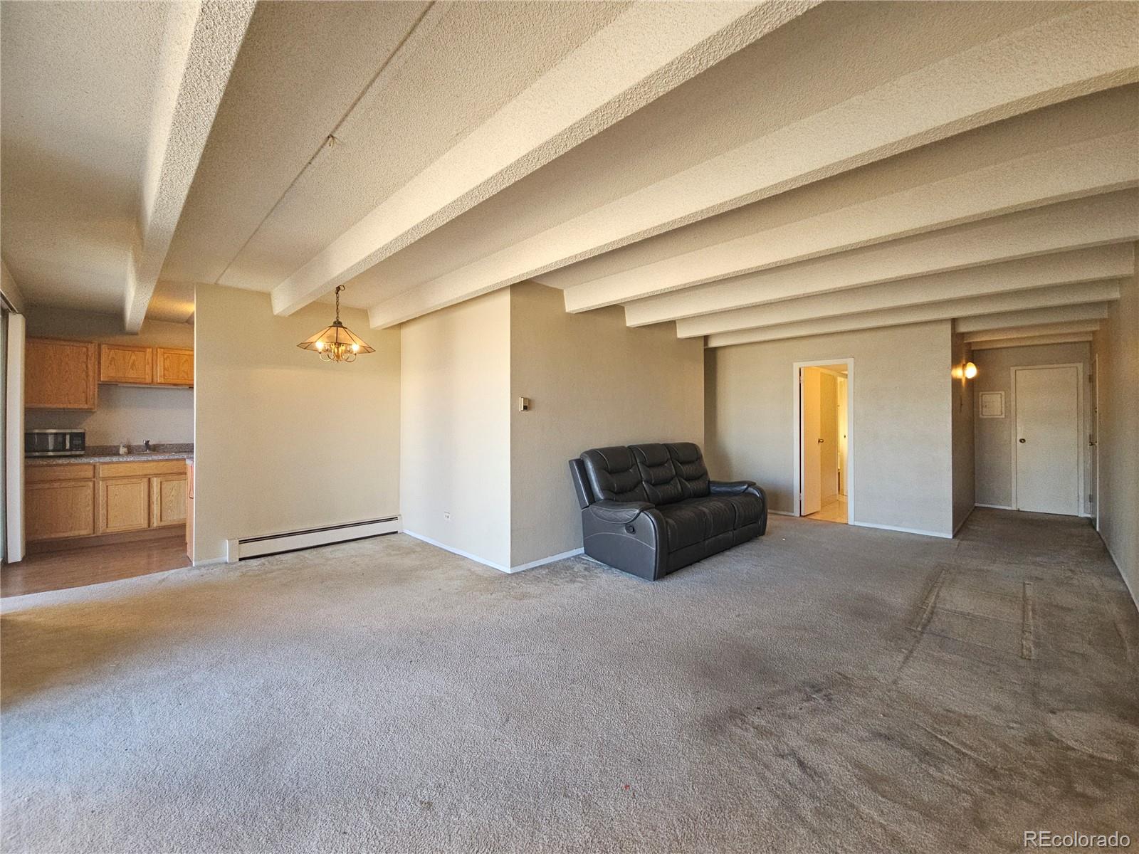 4801 E 9th Avenue Unit: 609S