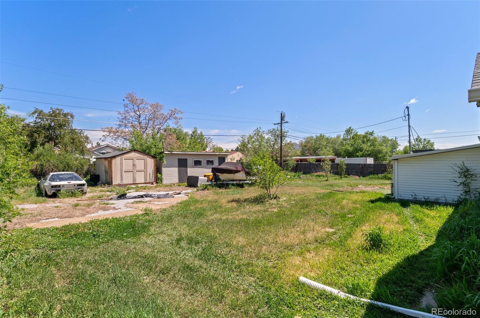 6303 W Exposition Avenue