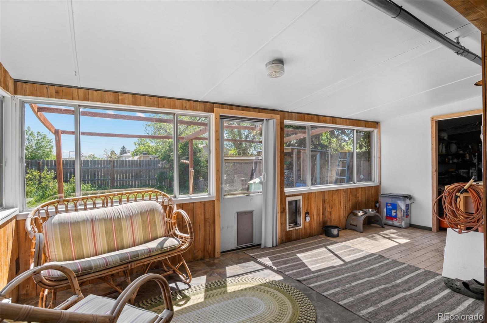 6303 W Exposition Avenue