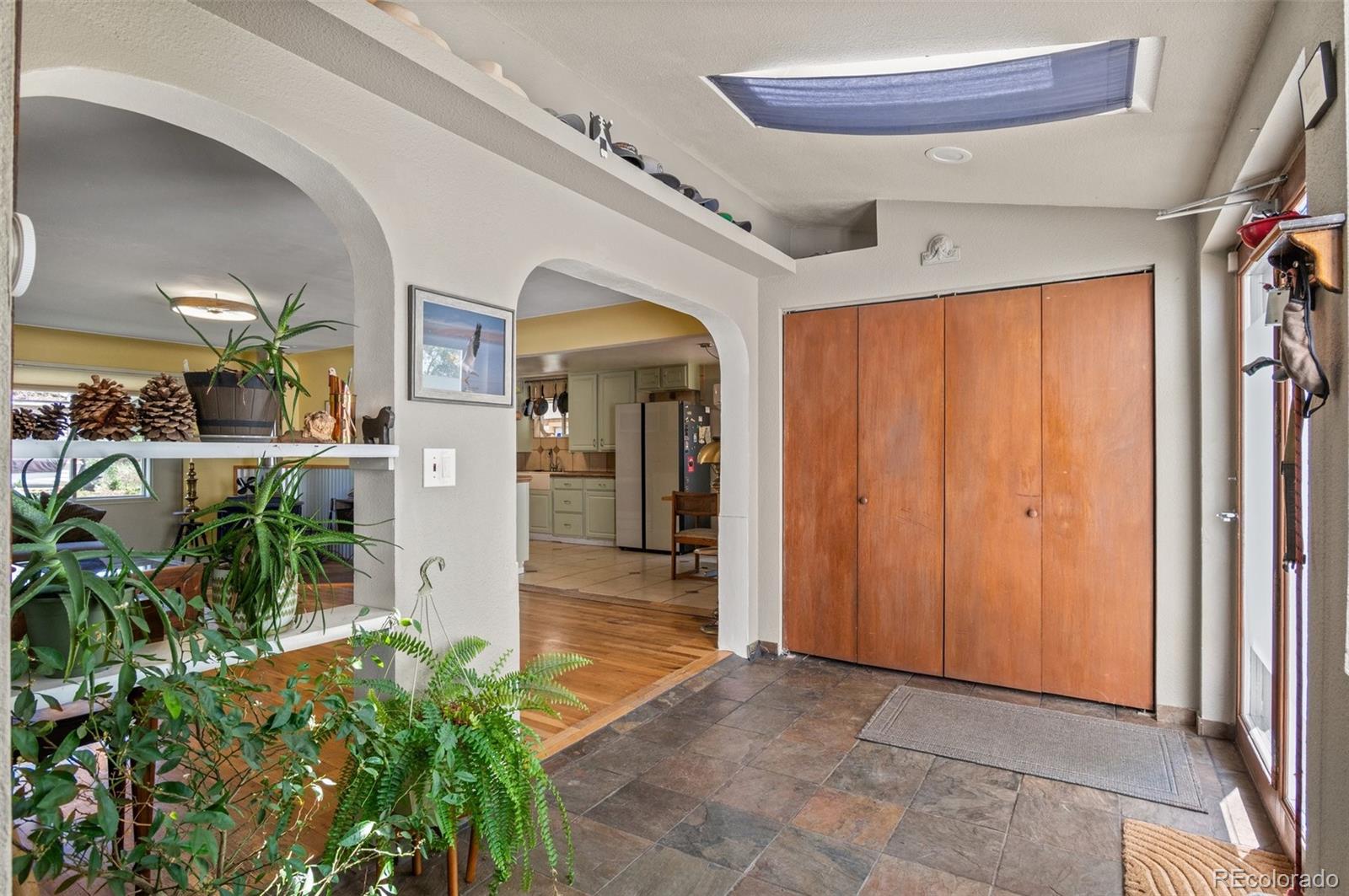 6303 W Exposition Avenue