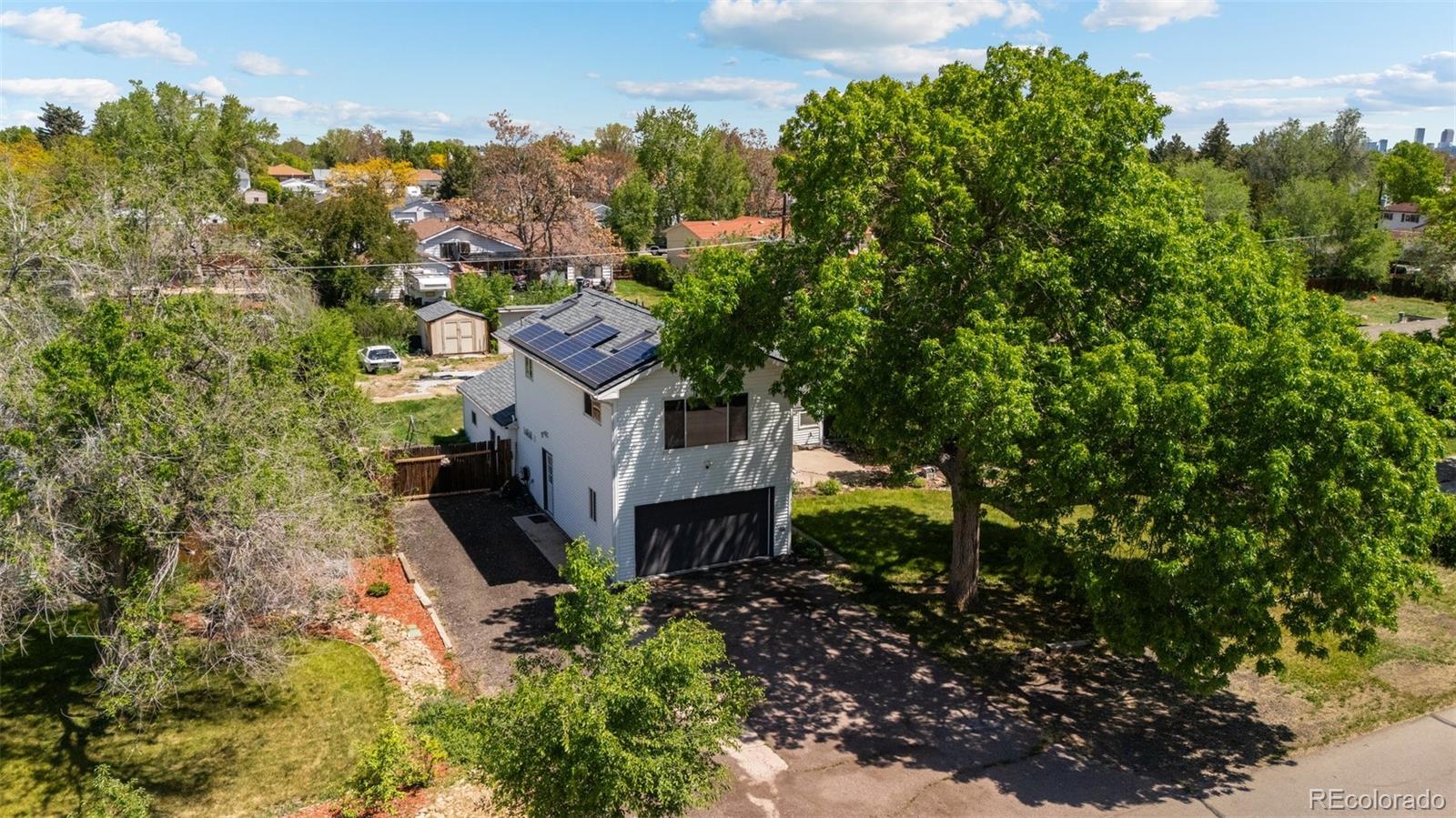 6303 W Exposition Avenue