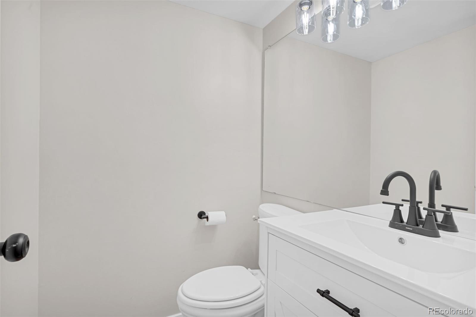 3718 S Espana Way Unit: 5