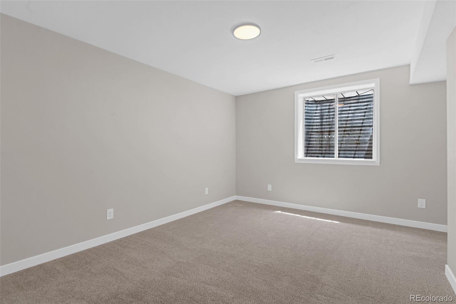 3718 S Espana Way Unit: 5