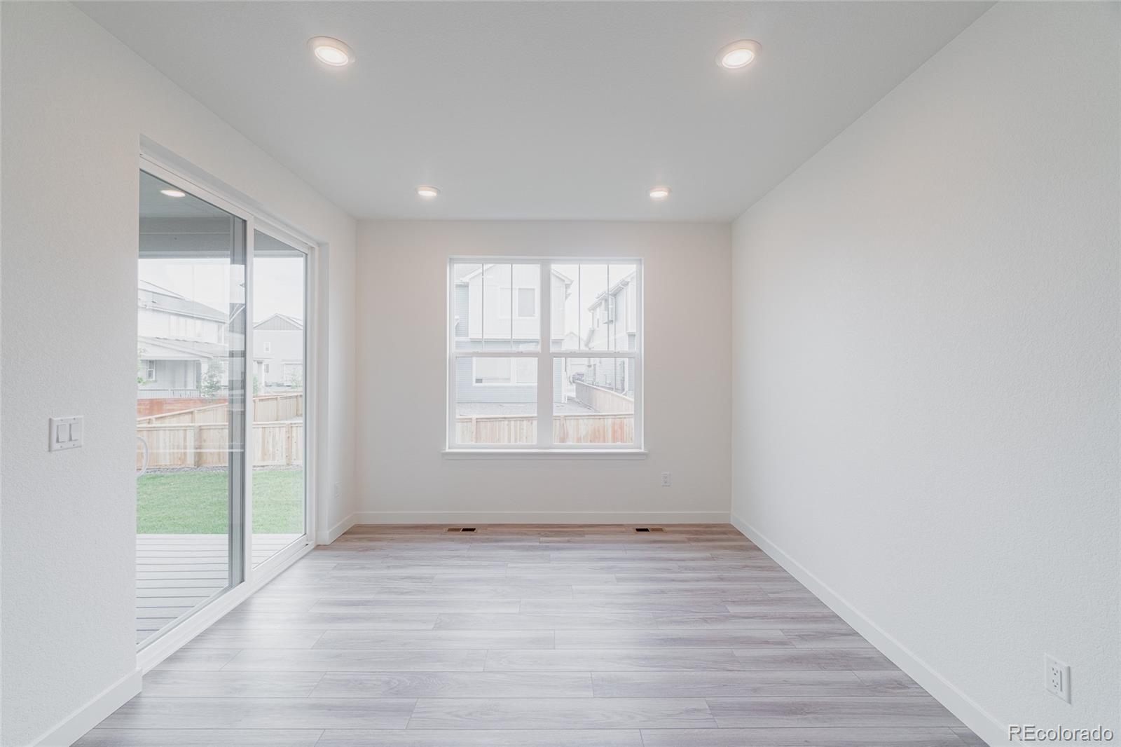 10982 Memphis Street