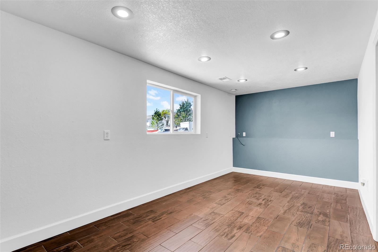 441 E 78th Place