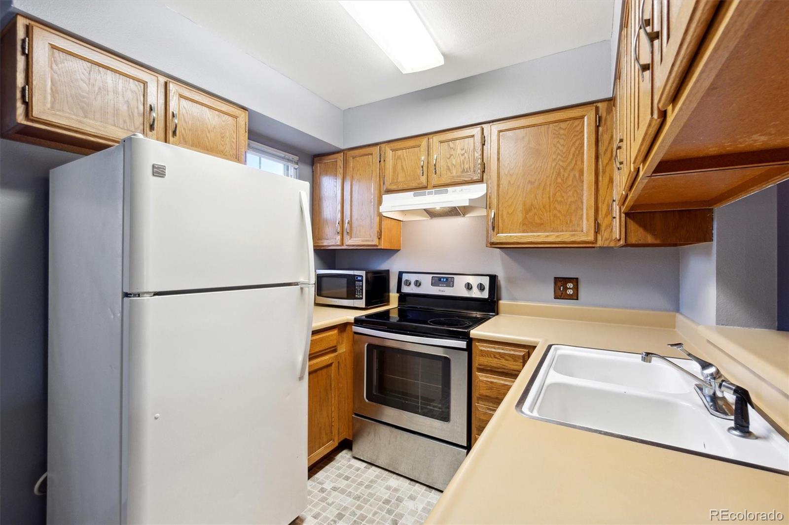 1693 S Blackhawk Way Unit: A