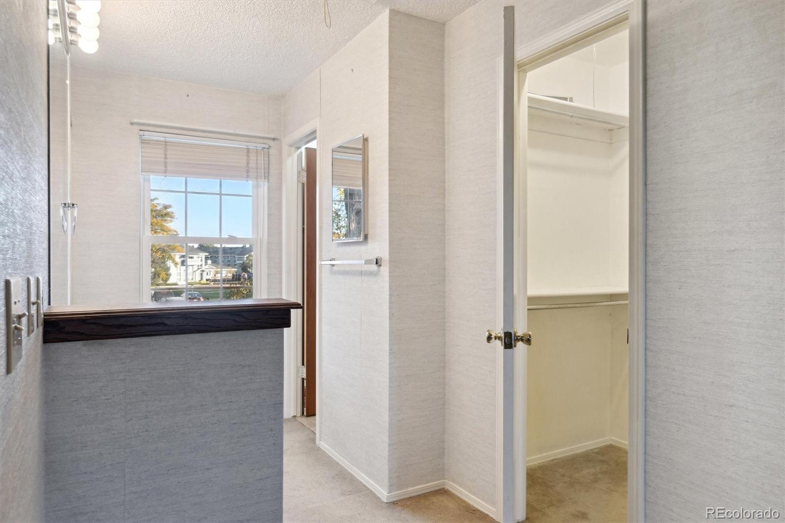 1693 S Blackhawk Way Unit: A