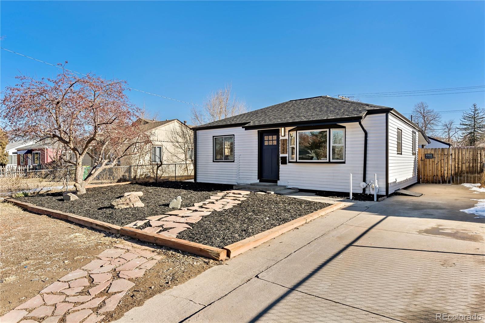 1932 Kingston Street