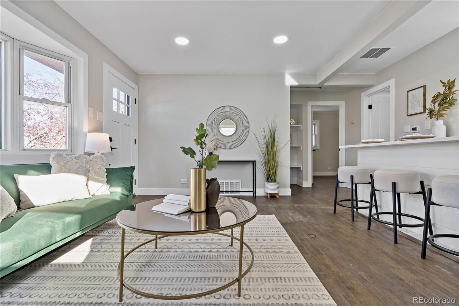 1932 Kingston Street