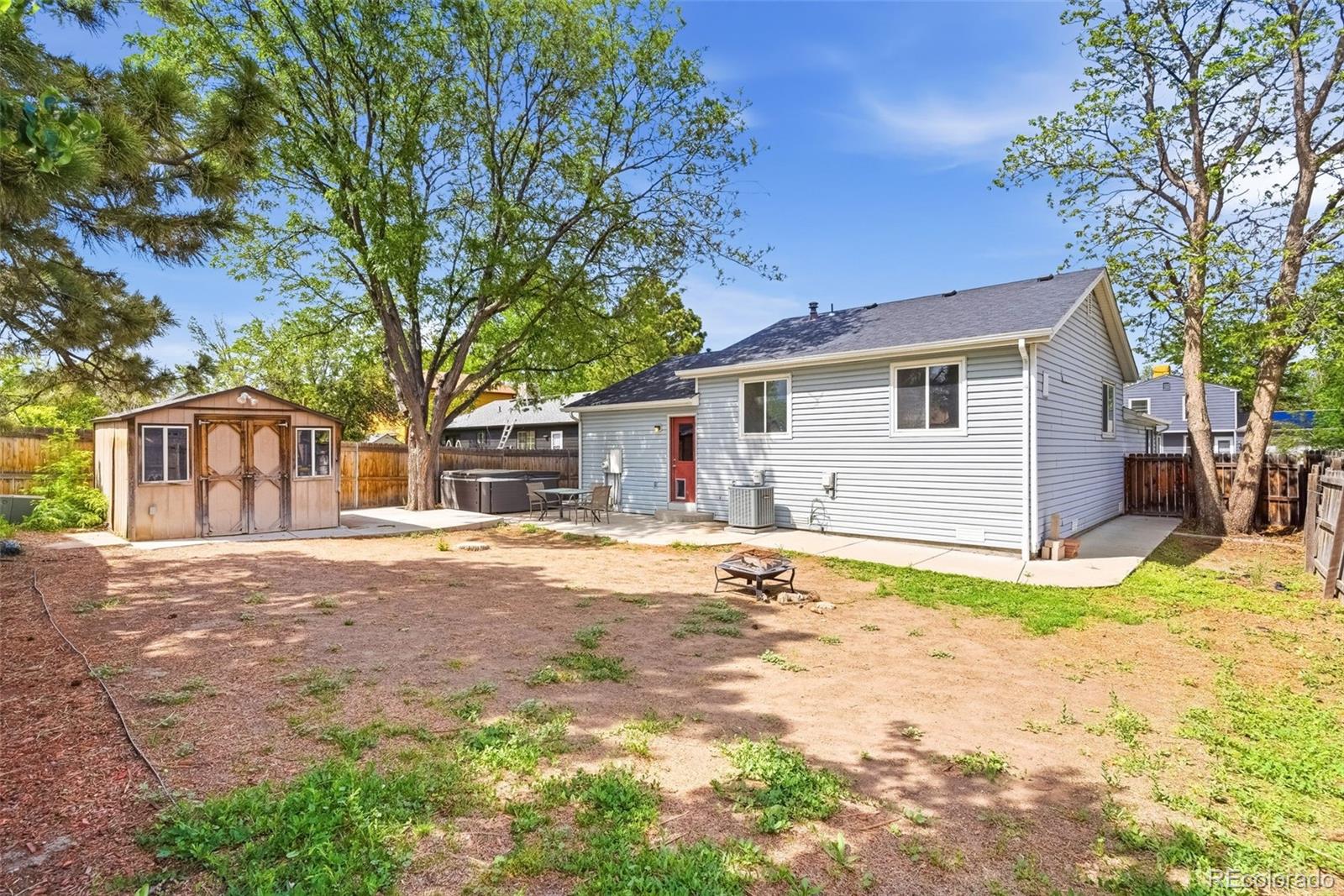 1162 W 135th Place