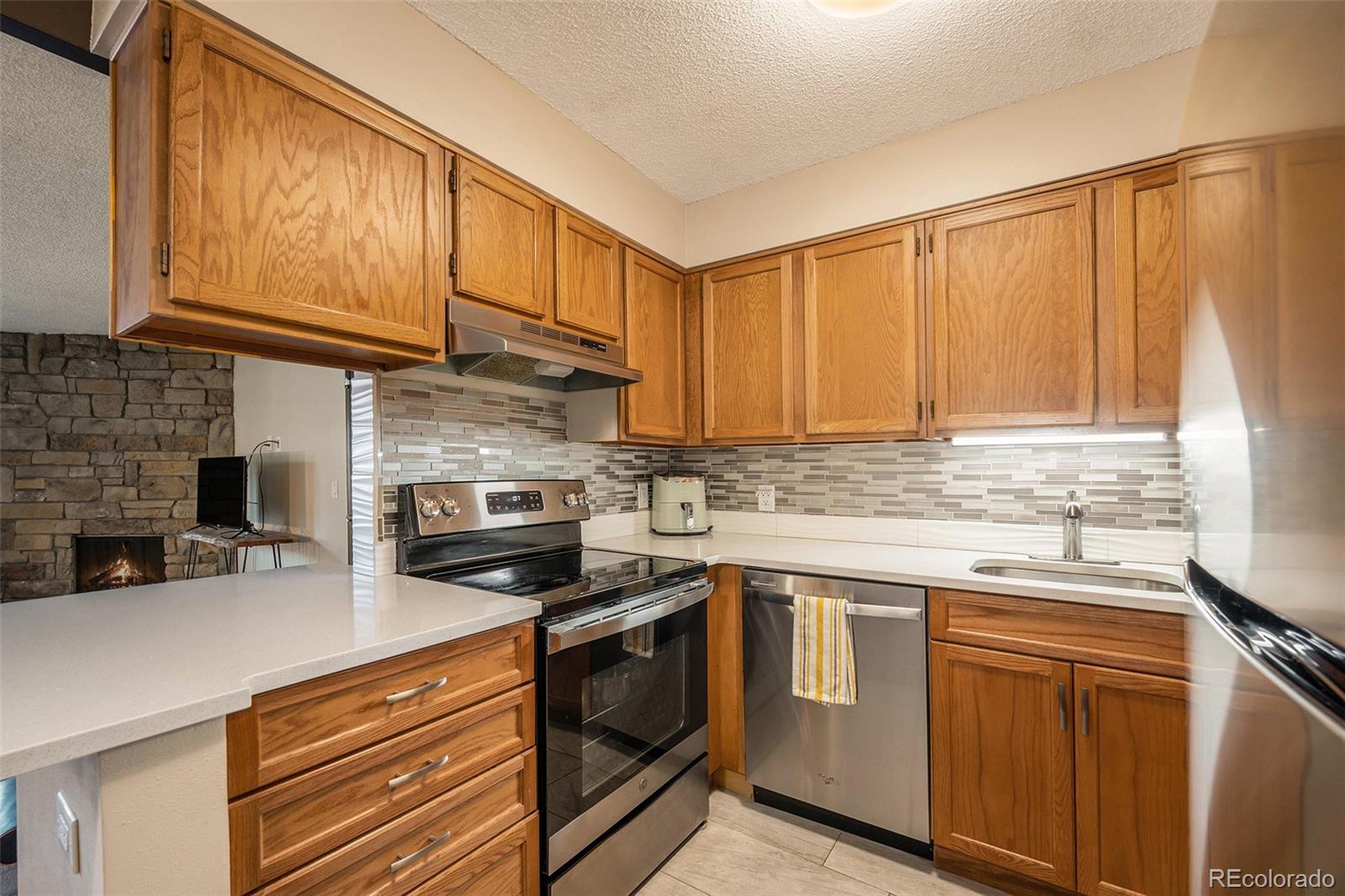 430 Zang Street Unit: 4-102