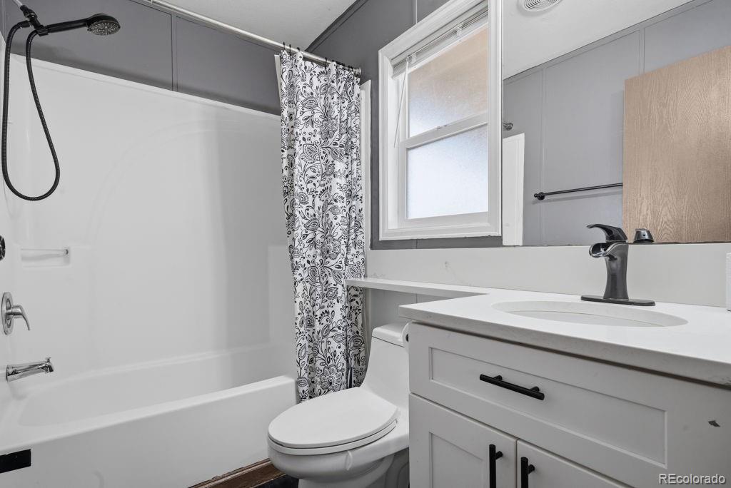 15814 colfax ave