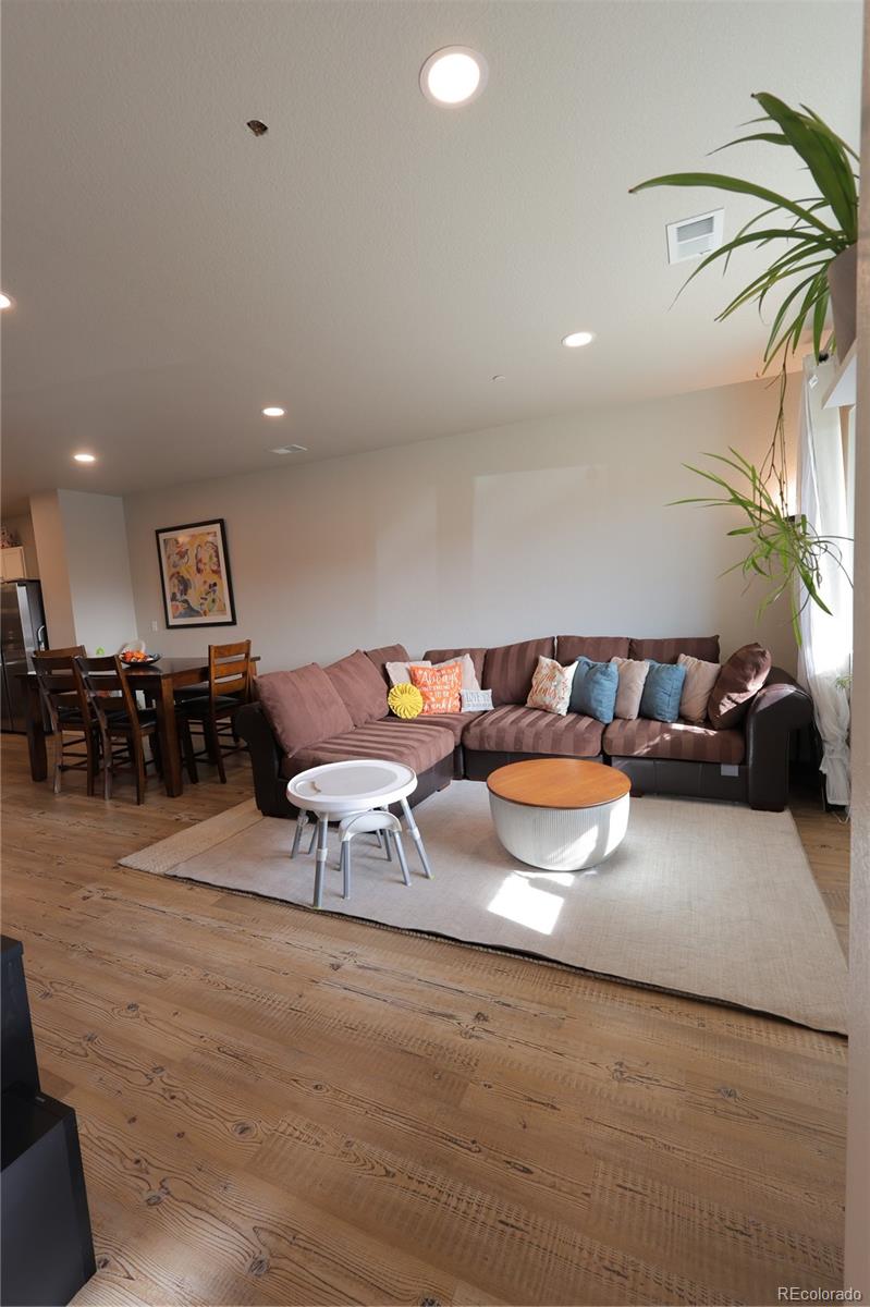 6719 4th Street Road Unit: 2