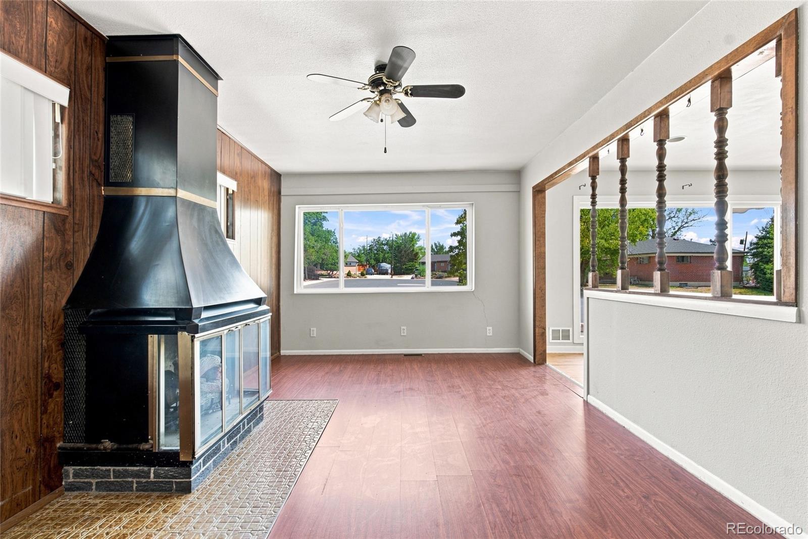 1476 E 111th Place