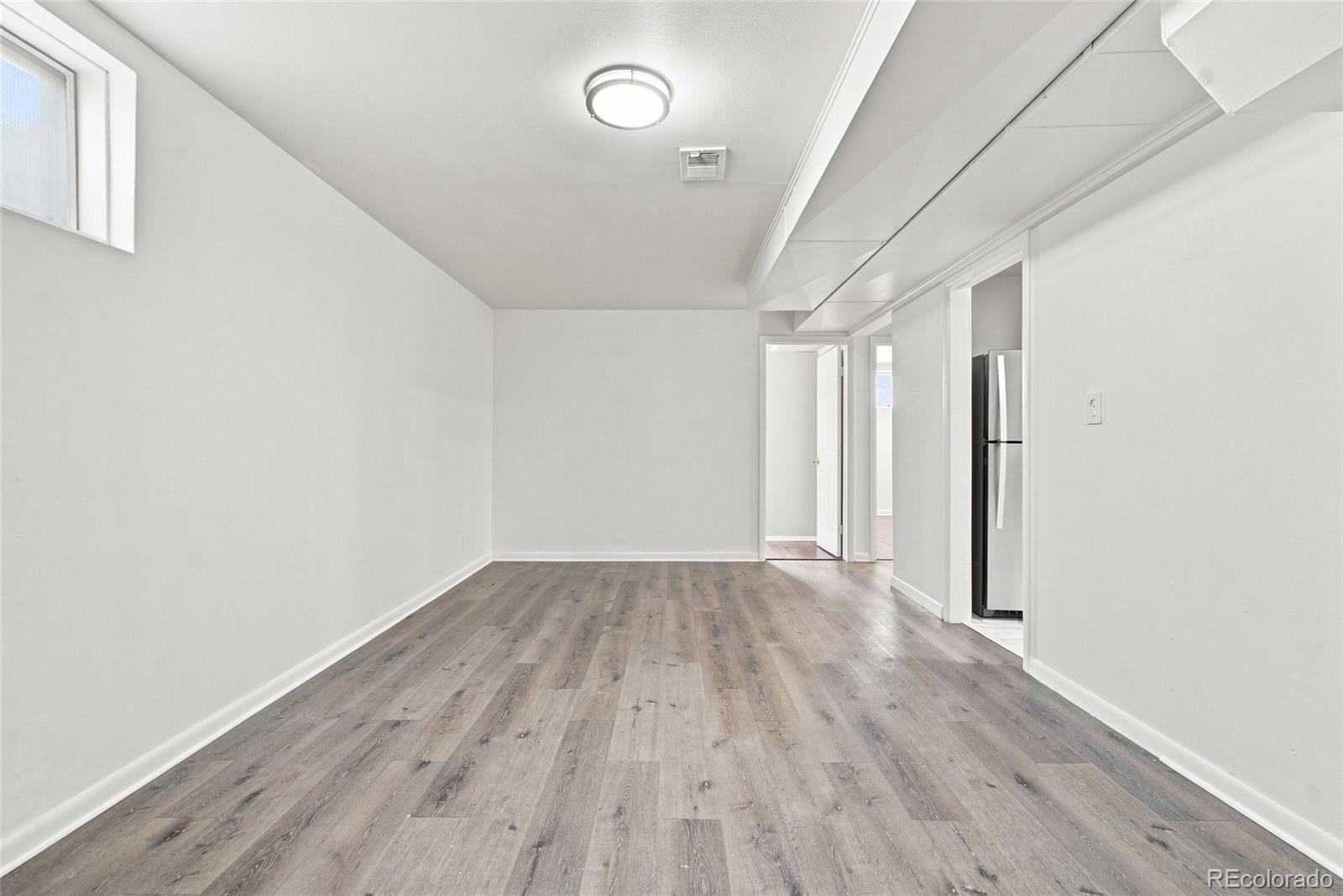 1476 E 111th Place