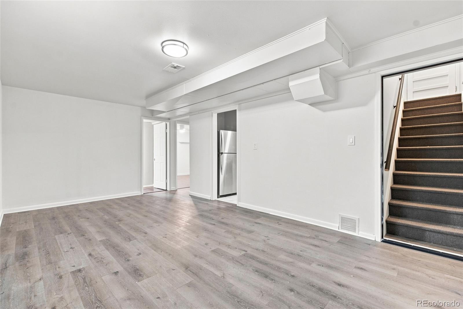 1476 E 111th Place