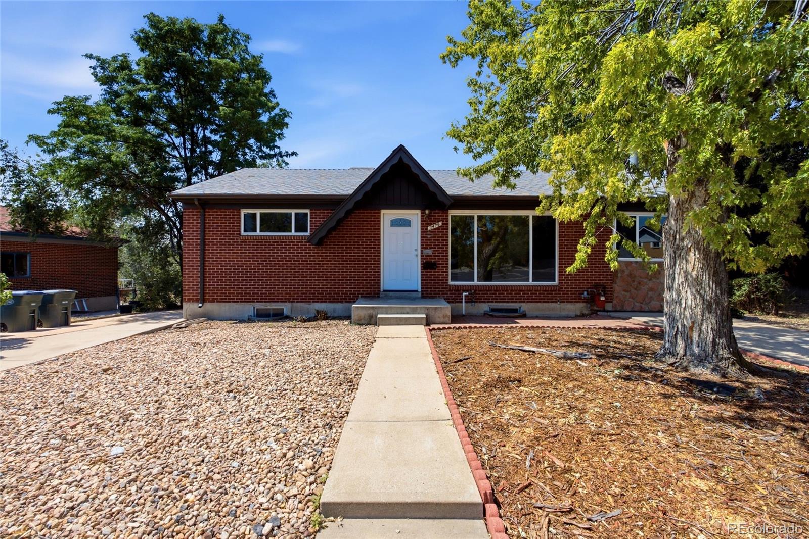 1476 E 111th Place