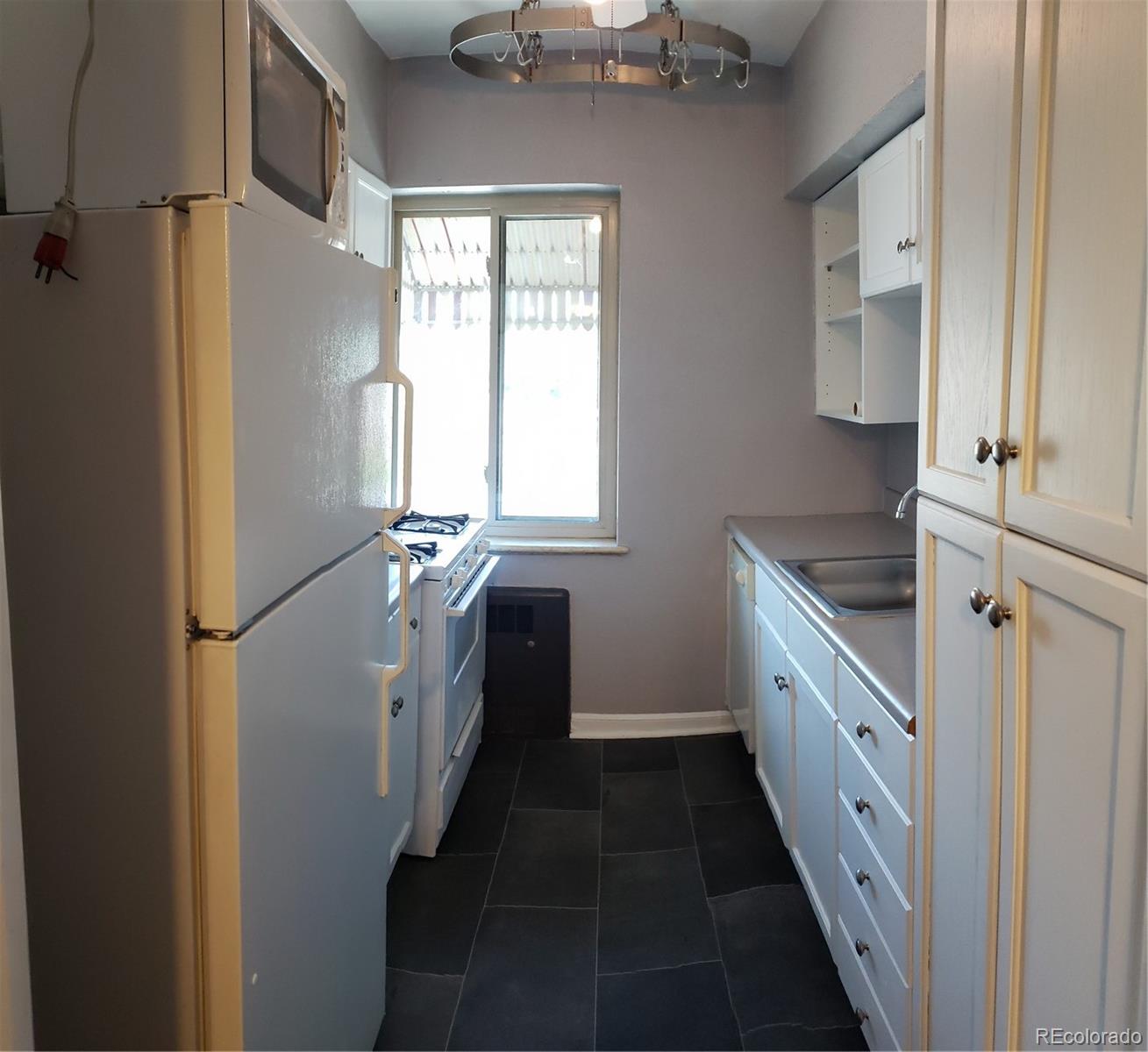 1454 Jersey Unit: 203