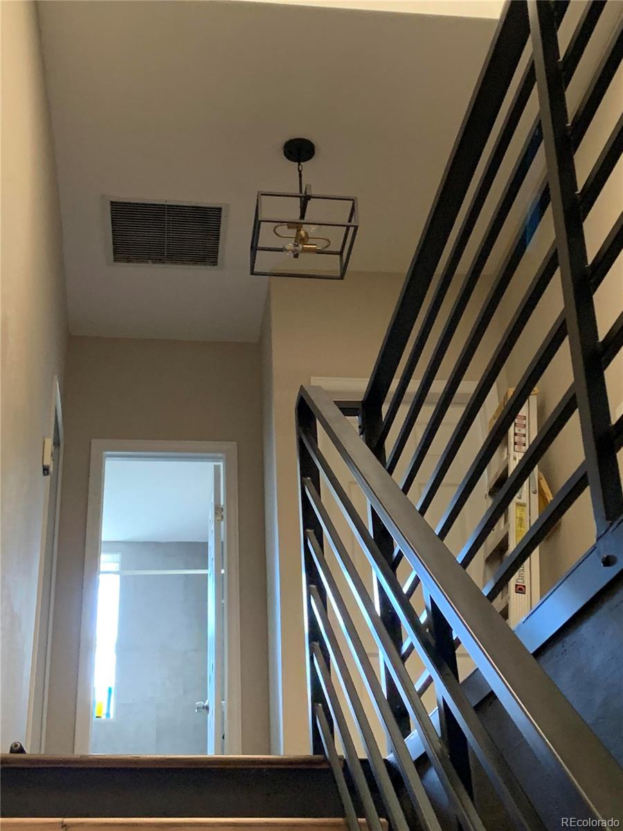 2203 N Emerson Street