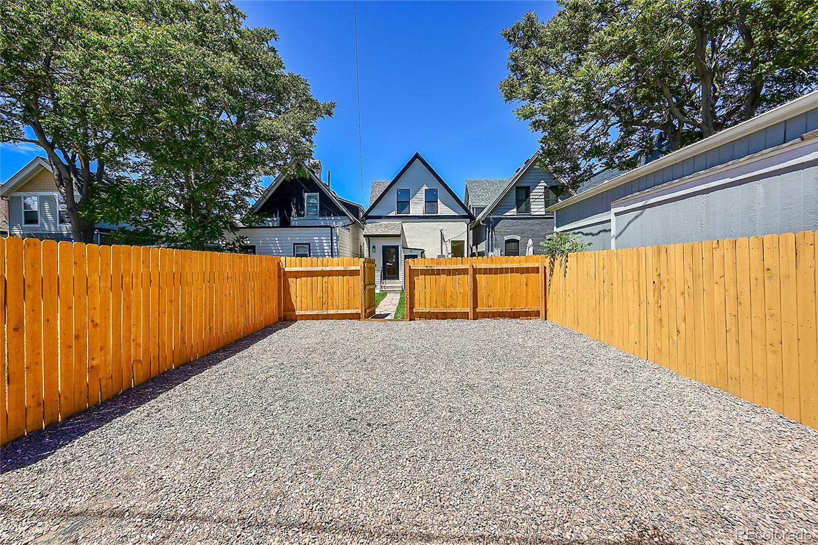 3238 Arapahoe Street