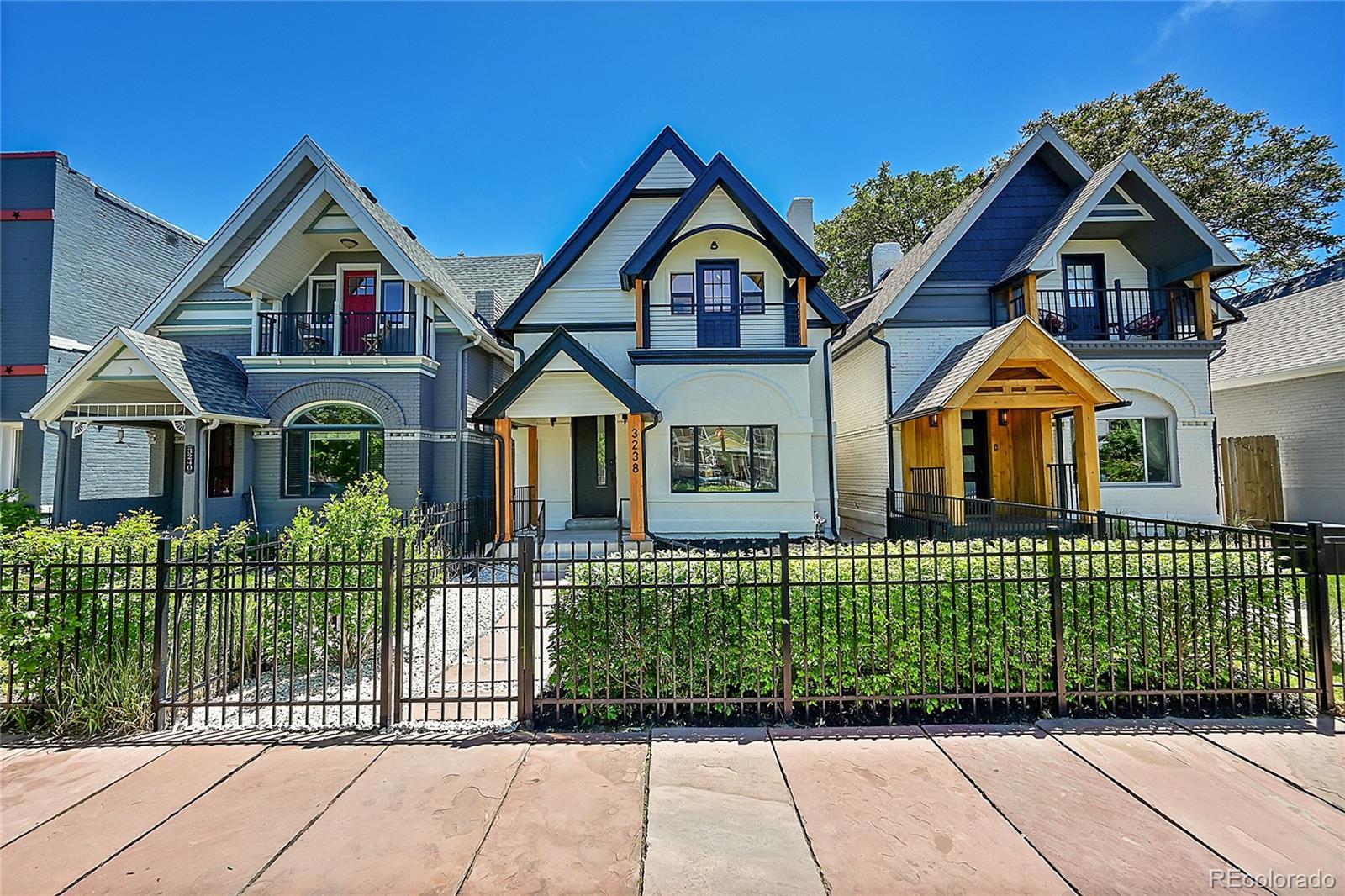 3238 Arapahoe Street