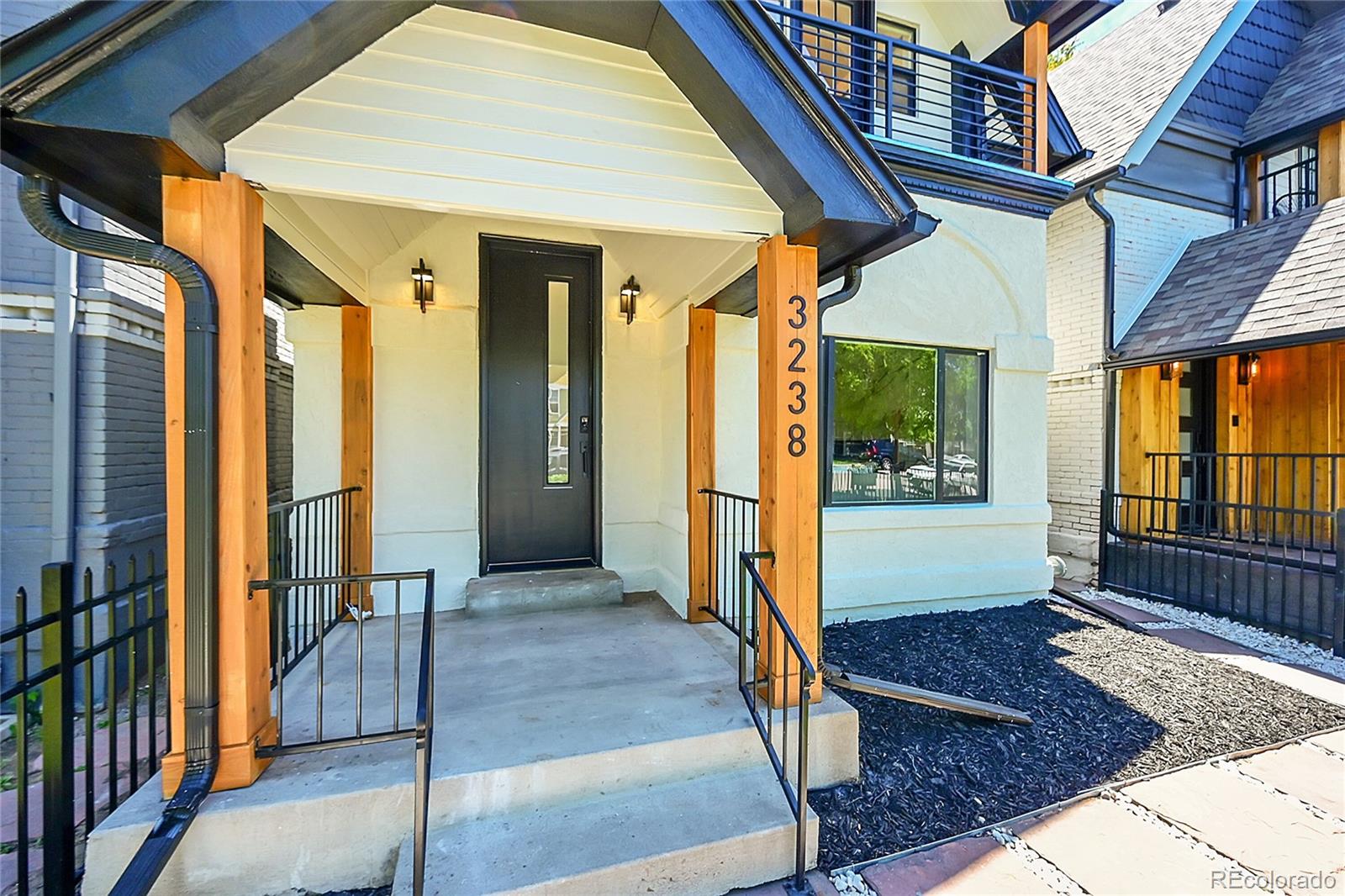 3238 Arapahoe Street