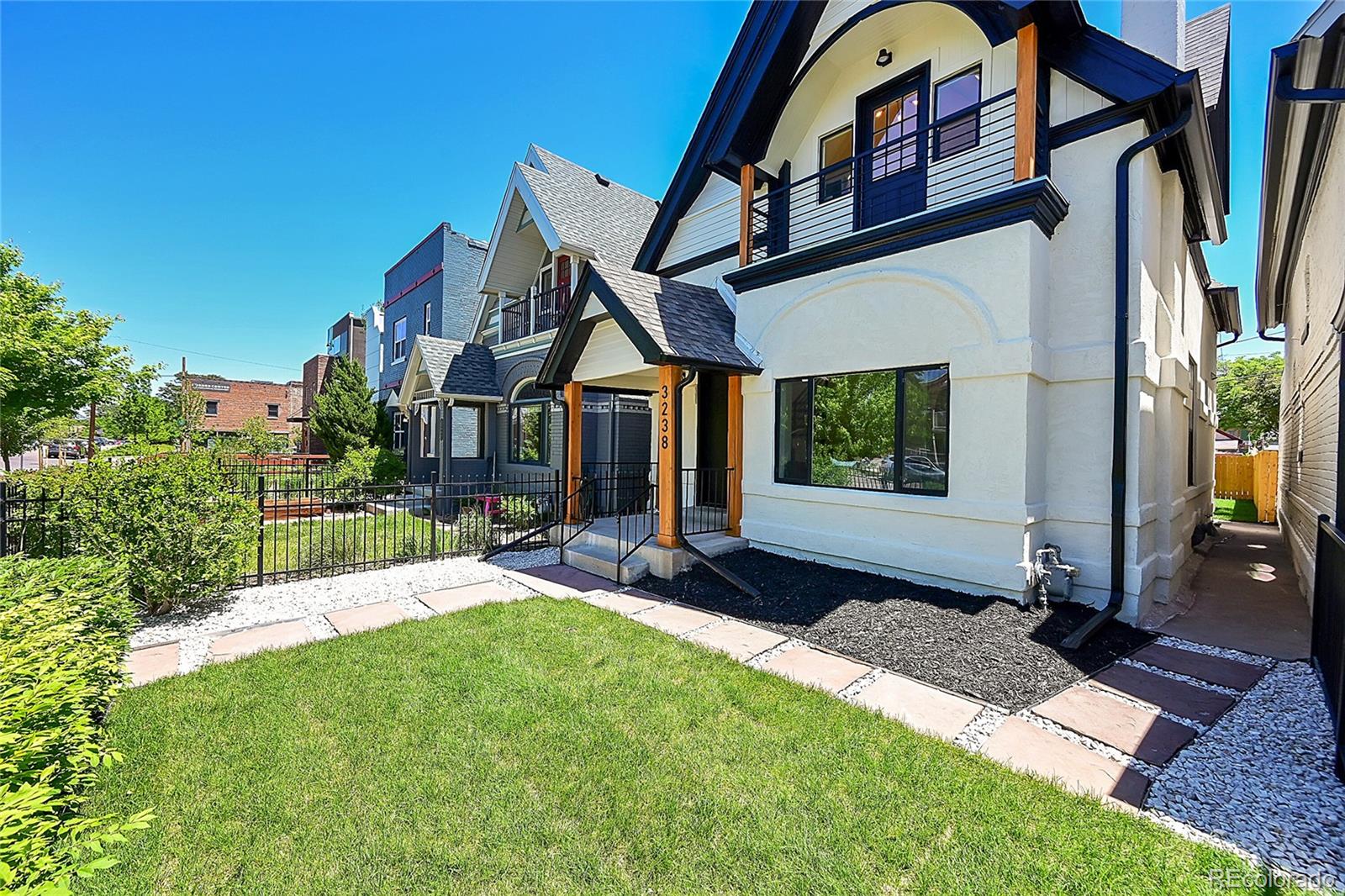 3238 Arapahoe Street