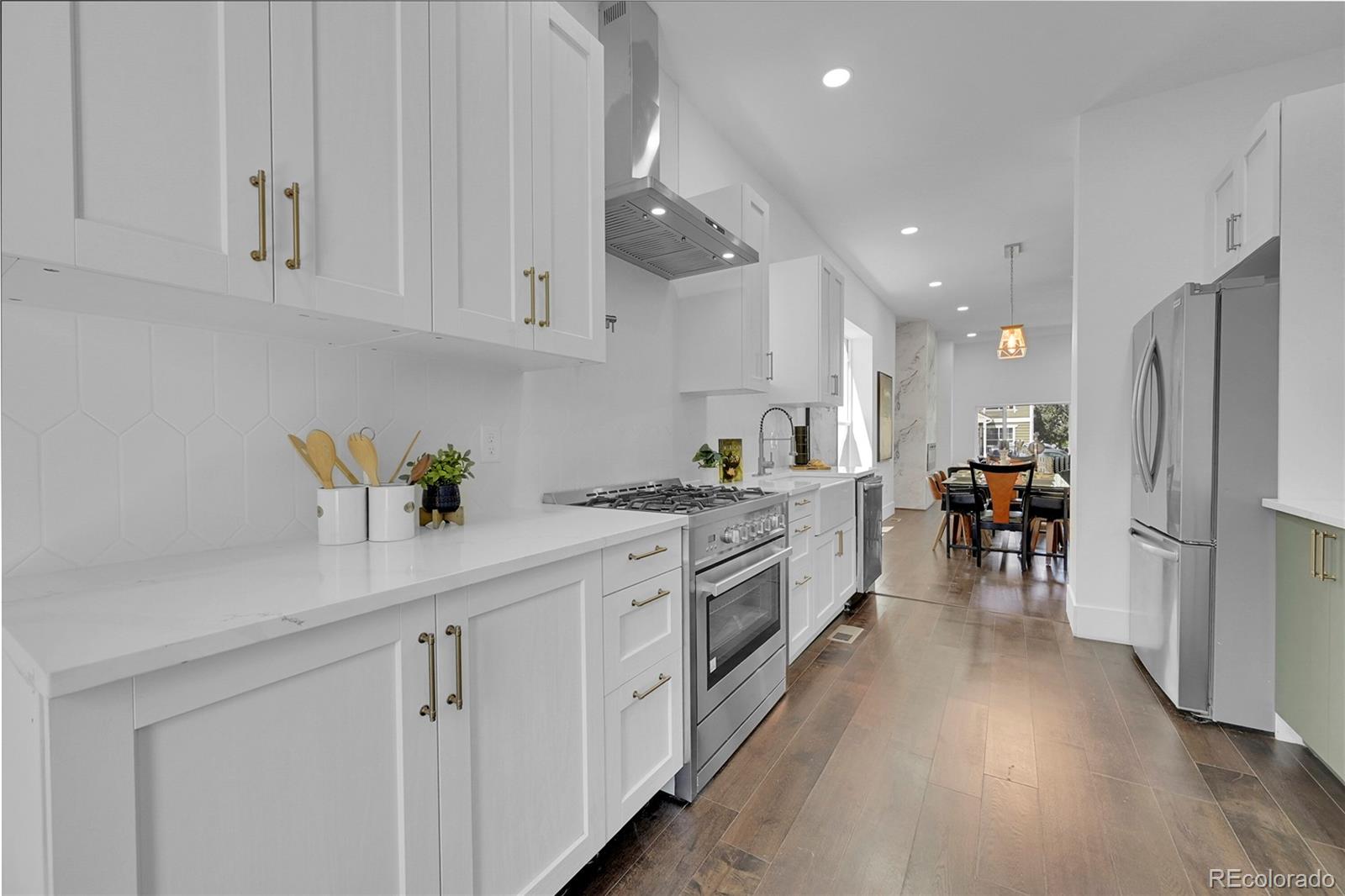 3238 Arapahoe Street