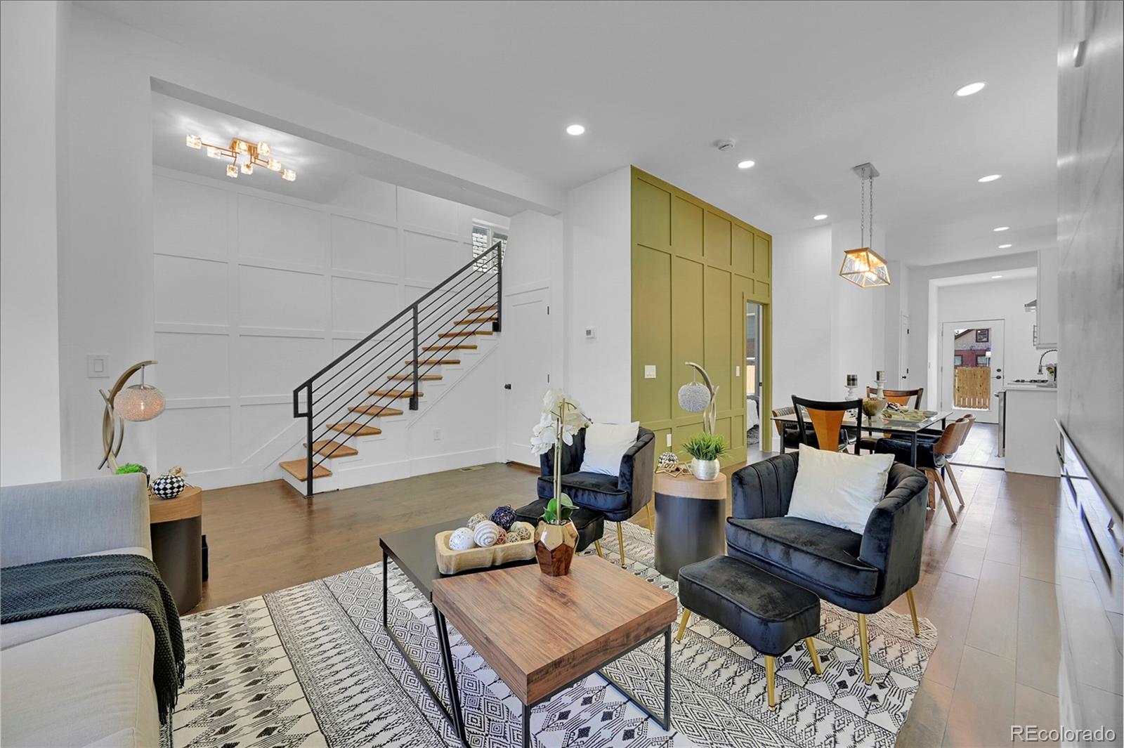 3238 Arapahoe Street