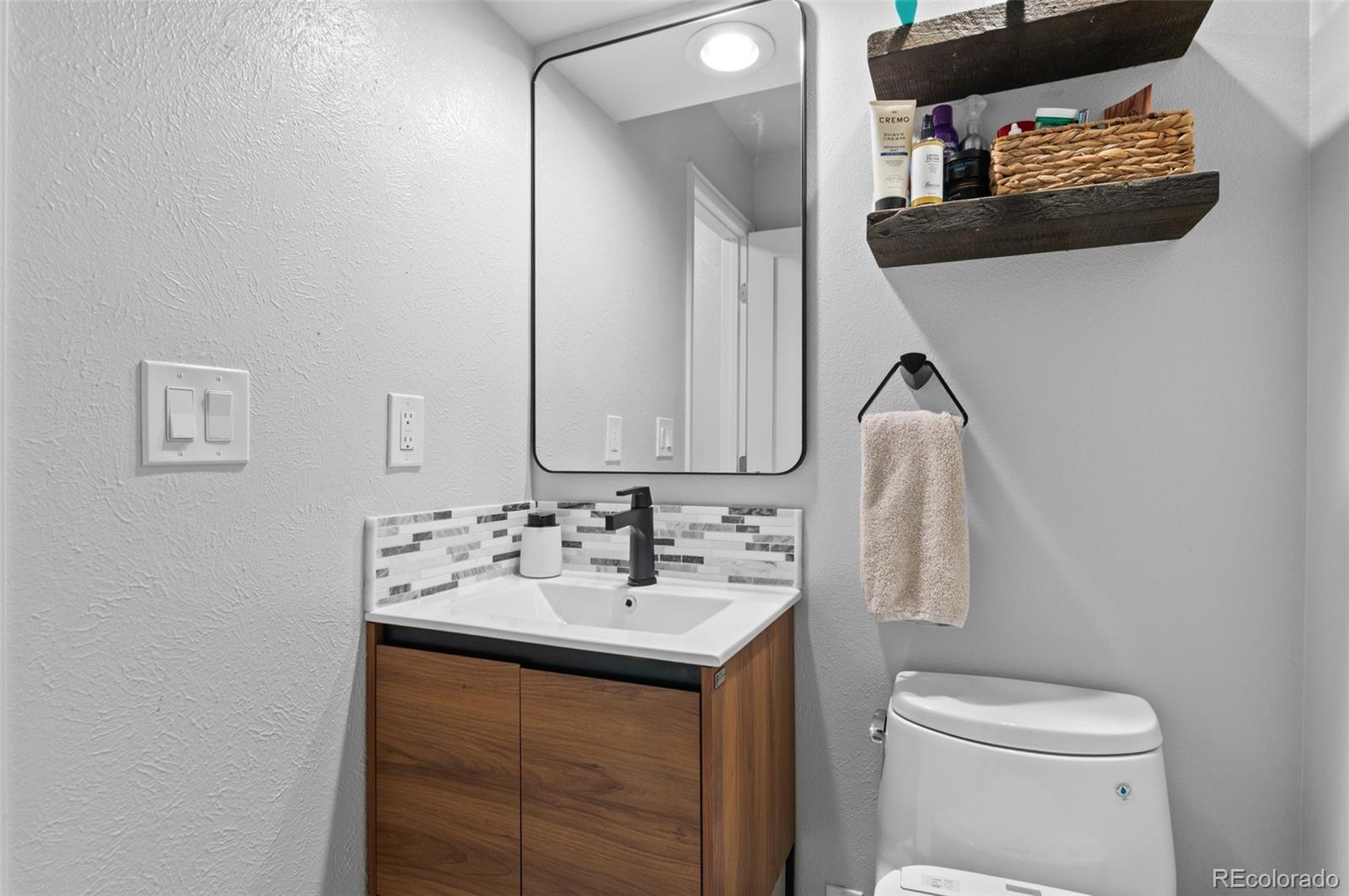 9939 E Aberdeen Avenue