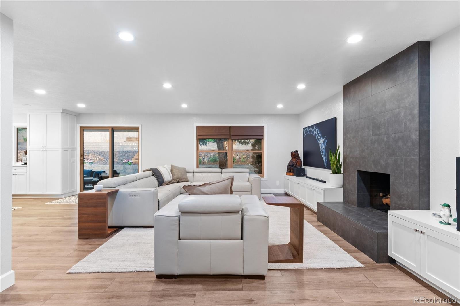 9939 E Aberdeen Avenue