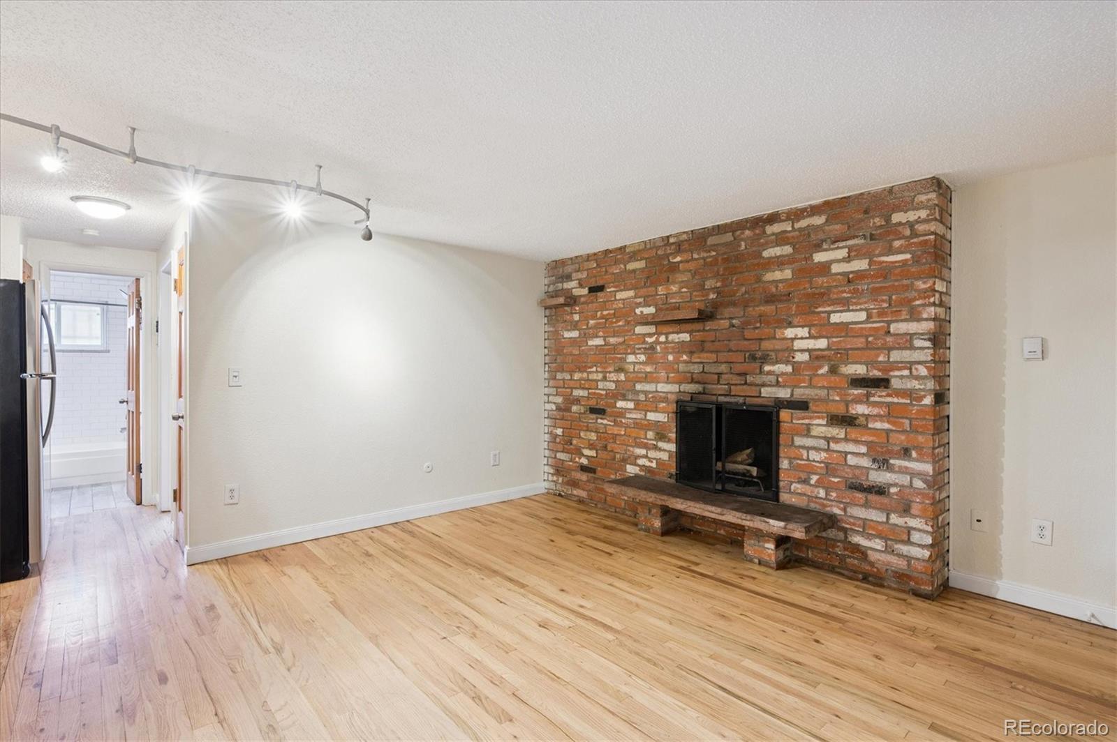 155 S Pennsylvania Street Unit: 107