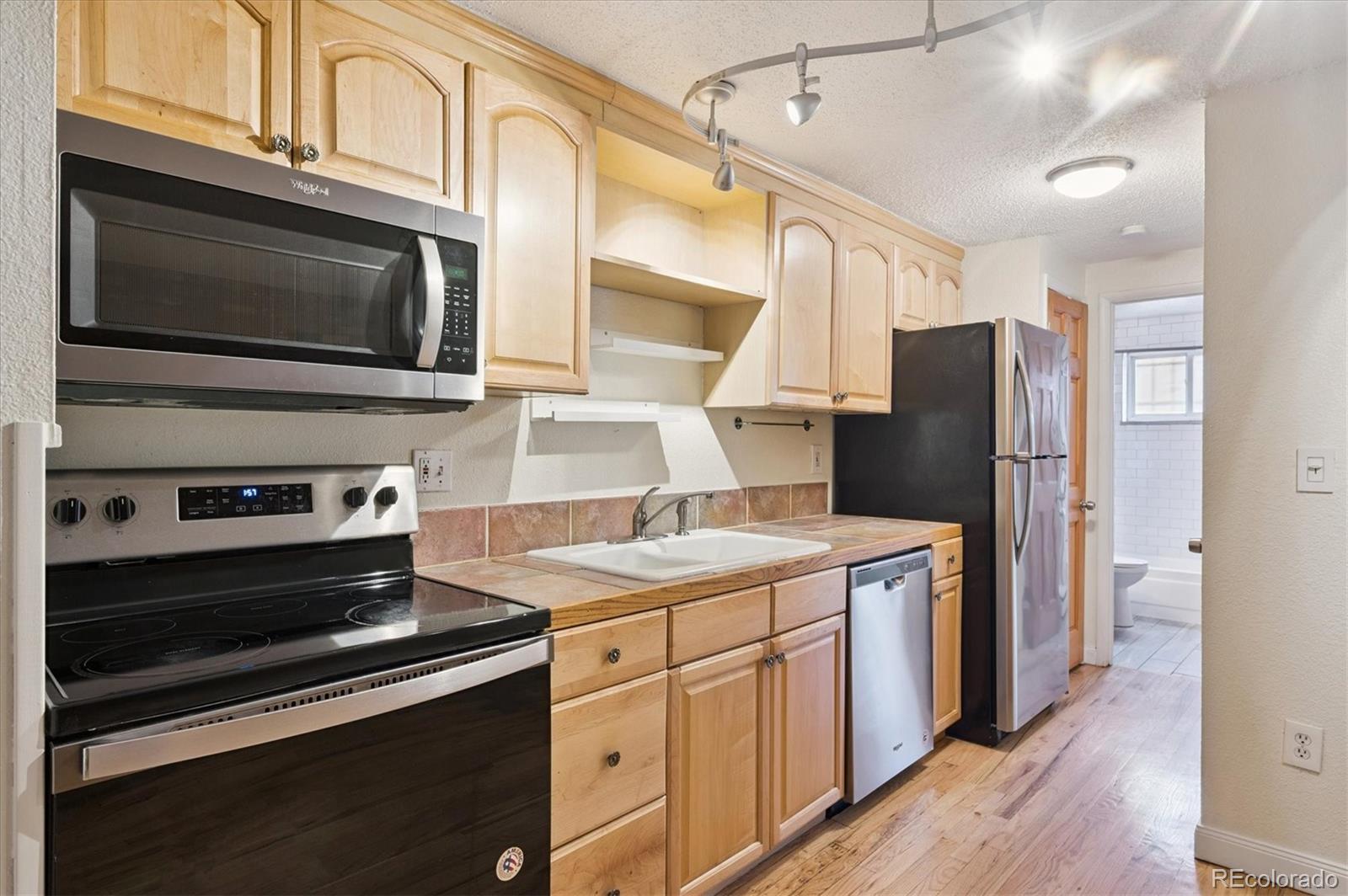 155 S Pennsylvania Street Unit: 107